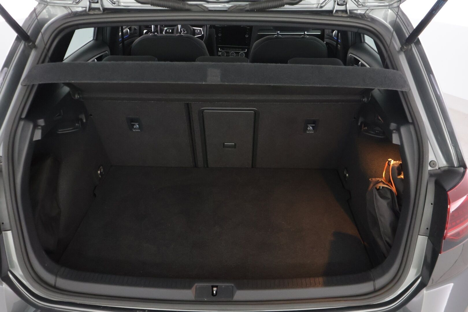 Volkswagen Golf 2021 GOLF Farmari (AC) 5ov 1395cm3 A - * ACC / DIGIMITTARI / JUURI HUOLLETTU / 2X RENKAAT *