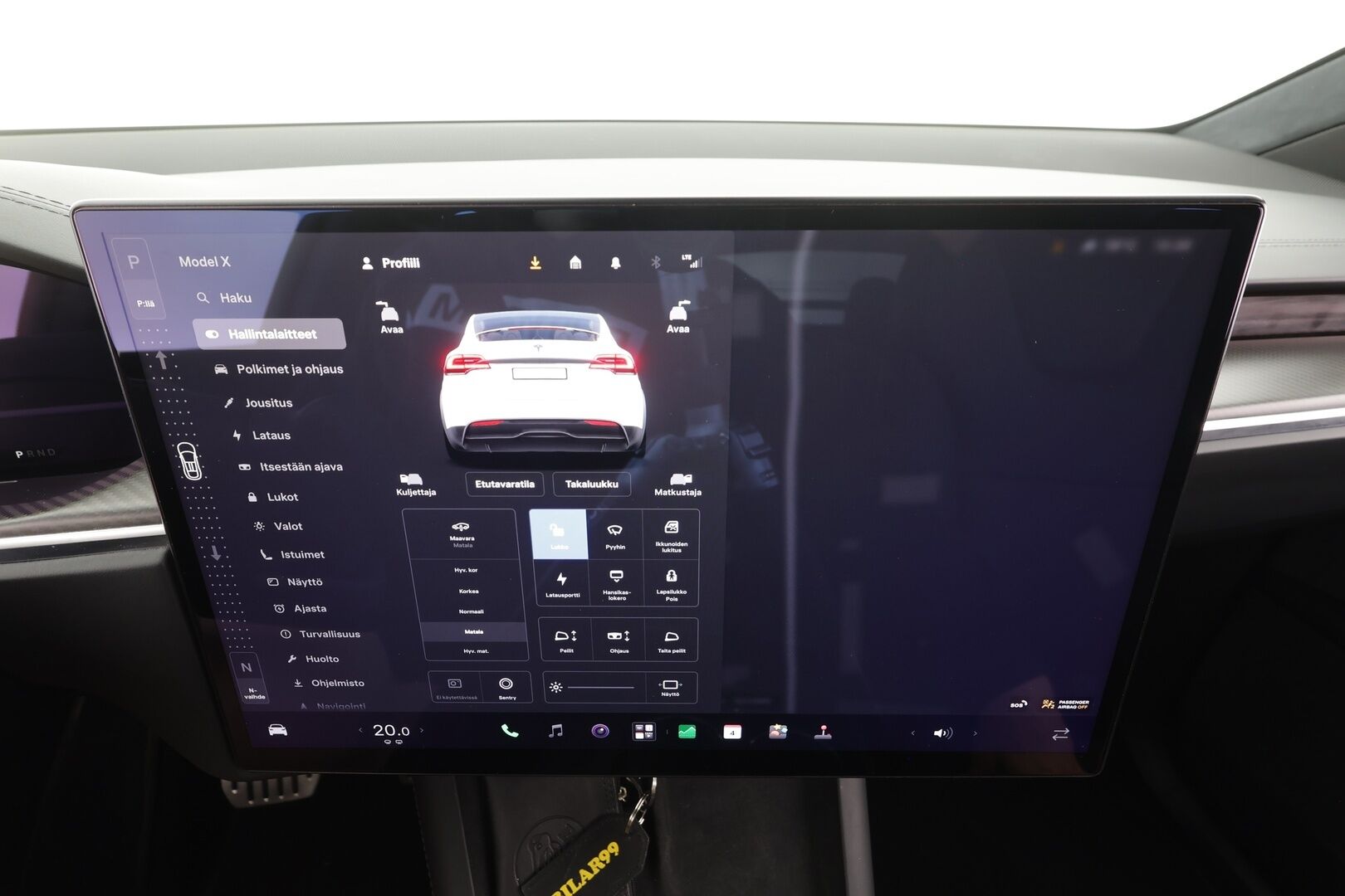 Tesla Model X 2023 Plaid 6-P - | Koukku | ILP | ACC | Ilma-alusta | P.Kamera | Ilmastoitu Muistipenkki | LED | Premium Audio | Kaistavahti | Navi | Keyless | 1-om Suomi-auto | 2x Latauskaapelit | Kahdet renkaat |