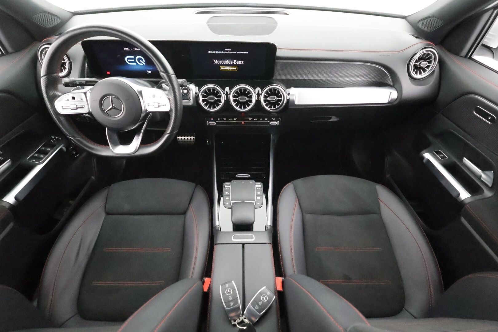 Mercedes-Benz EQB 2023 300 4MATIC Business AMG * Widescreen / P.Kamera / LED / Kaistavahti / Nahka-Alcantara / Navi / Keyless * - 1-om Suomi-auto / 2x Latauskaapelit / Kahdet renkaat aluvanteilla - HULLUT AVAJAISHULINAT KORKOTARJOUS 3,29 %