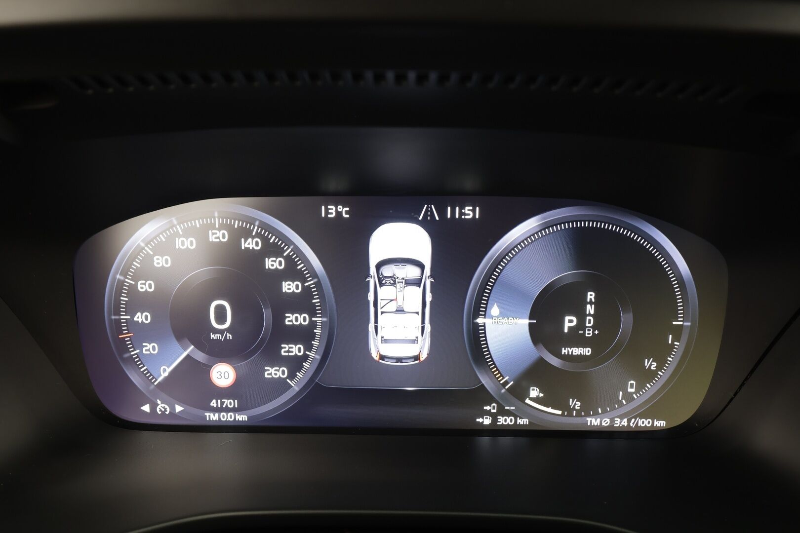 Volvo XC40 2023 T4 TwE Core aut * Vakkari / P.tutka / LED / Navi / Sporttipenkit / KeylessGo * - 1.Om Suomi-auto / Kahdet renkaat aluvanteilla / Merkkihuollettu - HULLU BLACKWEEK KORKOTARJOUS 2,49%