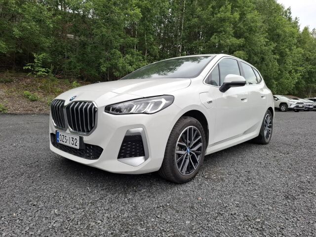 BMW 225 -kuva