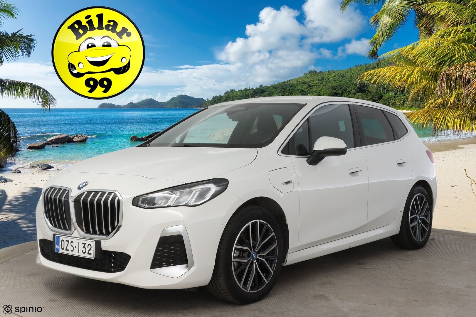 BMW 225 2023 U06 Active Tourer xDrive M Sport Charged Edition **Koukku / LED-valot / P.Kamera / Sporttipenkit / Navi / Kaistavahti** - 3,99 % KORKOTARJOUS TÄHÄN AUTOON 31.8. ASTI! - 1-om Suomi-auto / 2x Latauskaapelit / Kahdet Renkaat