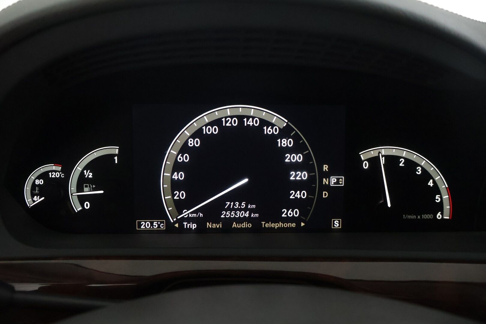 Mercedes-Benz S 2007 320 CDI 4Matic L * Lang / AirMatic / Sähköpenkit muistilla / Kattoluukku / HarmanKardon / Koukku / Aurinkoverho * - * Langi / Huikeat varusteet / Yhdellä omistajalla Suomessa / 2x renkaat * - HULLUT AVAJAISHULINAT KORKOTARJOUS 3,29 %