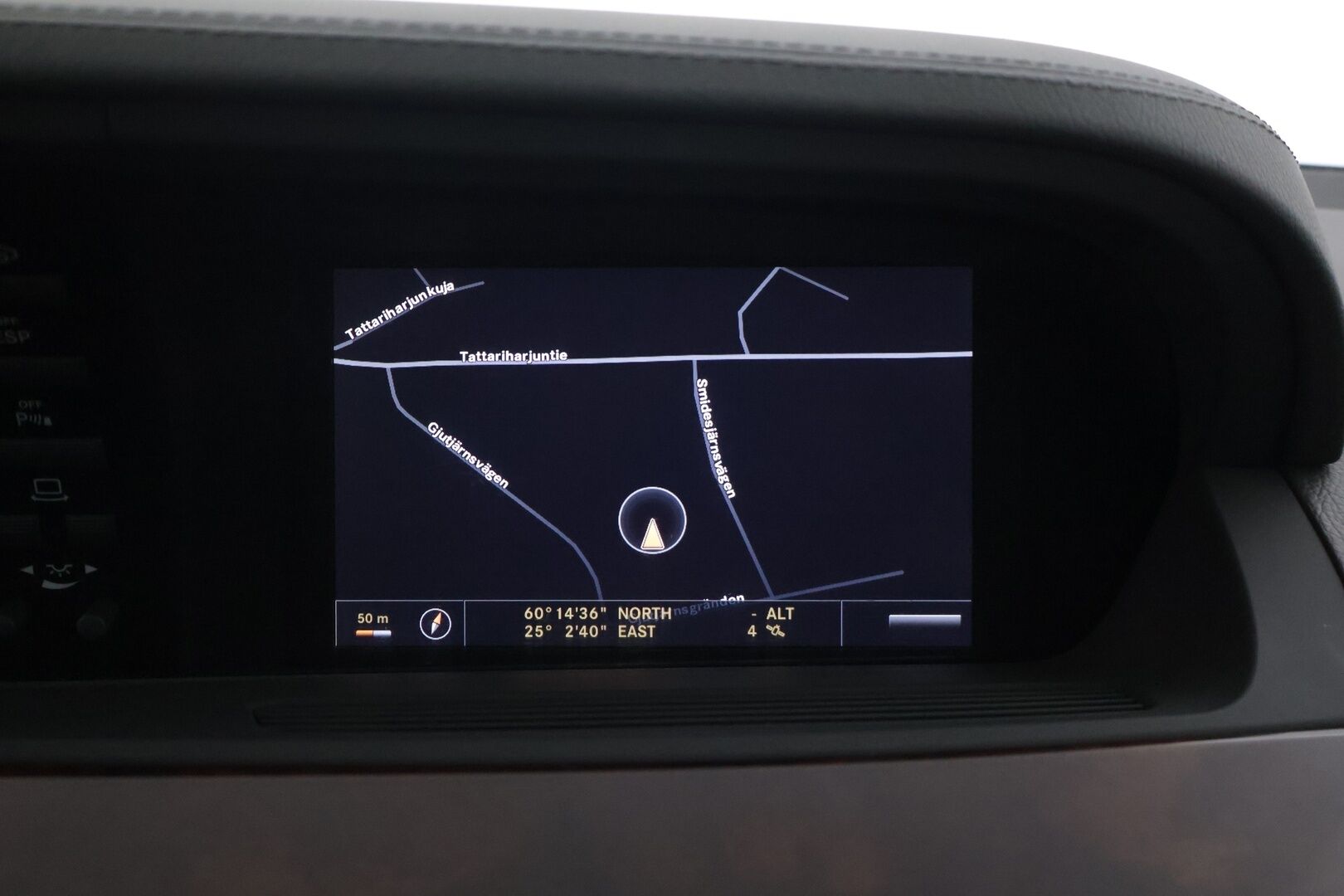 Mercedes-Benz S 2007 320 CDI 4Matic L * Lang / AirMatic / Sähköpenkit muistilla / Kattoluukku / HarmanKardon / Koukku / Aurinkoverho * - * Langi / Huikeat varusteet / Yhdellä omistajalla Suomessa / 2x renkaat * - HULLUT AVAJAISHULINAT KORKOTARJOUS 3,29 %