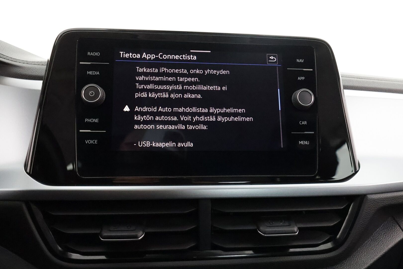 Volkswagen T-Roc 2023 Comfort 1,0 TSI 81 kW - 1-om. Suomi-auto / Webasto / Adapt.vakkari / Facelift / P.kamera / Keyless / Apple&Android / Ratinlämmitys