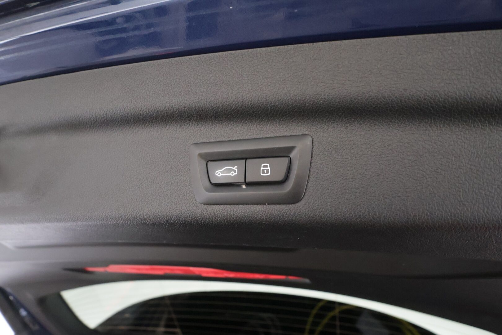 BMW 225 2023 U06 Active Tourer 225e xDrive Charged Edition * ACC / P.kamera / Adapt.LED / Comfort Access / Navi / Sähköluukku * - 1.Om Suomi-auto / Kahdet renkaat aluvanteilla / Merkkihuollettu