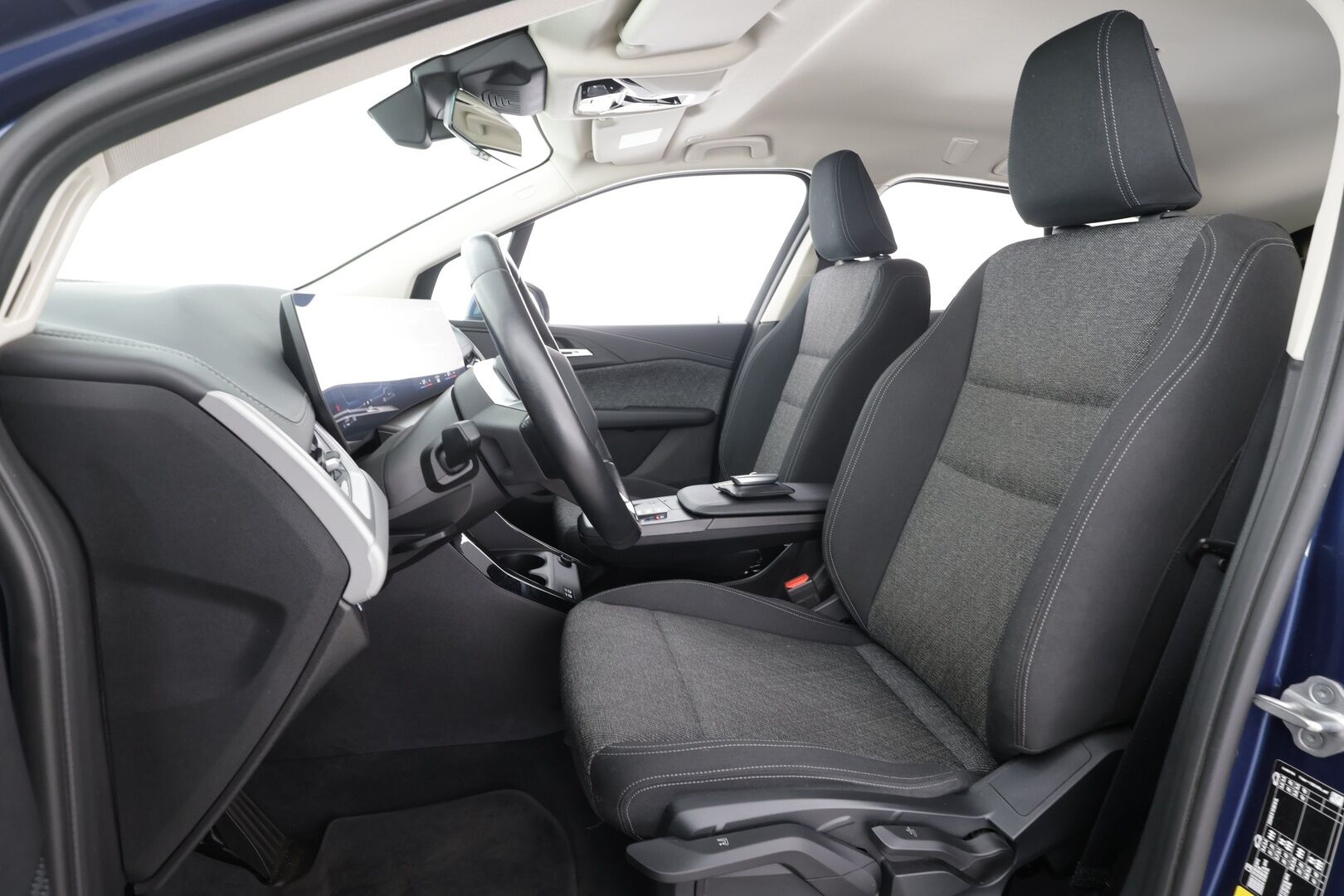 BMW 225 2023 U06 Active Tourer 225e xDrive Charged Edition *ACC / P.kamera / Adapt.LED / Comfort Access / Navi / Sähköluukku* - 1.Om Suomi-auto / Akku kuntotarkastettu / Kahdet renkaat aluvanteilla / Merkkihuollettu - HULLUT AVAJAISHULINAT KORKOTARJOUS 3,29 %