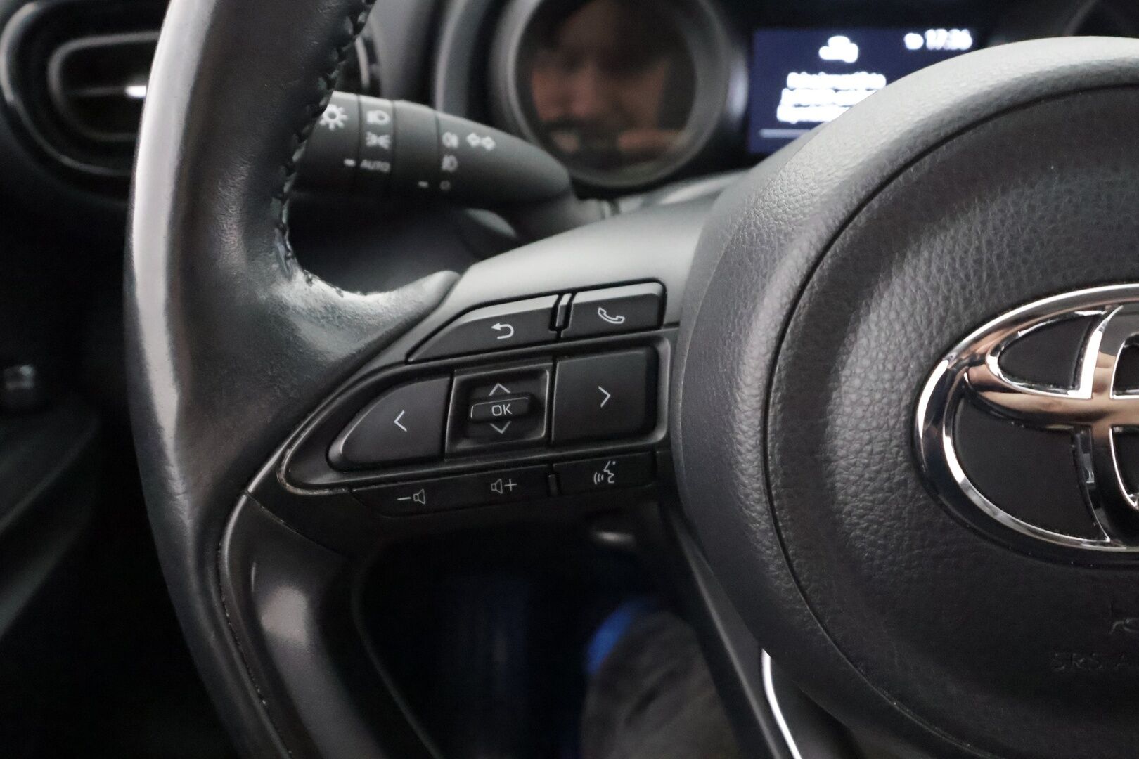 Toyota Yaris 2023 1,5 Hybrid Style - | ACC | LED | LTA | BSM | RCTA | P.kamera | Keyless | Lohko+sisälämmitin | Navi | Apple & Android | Lämm. ratti | Merkkihuollot |