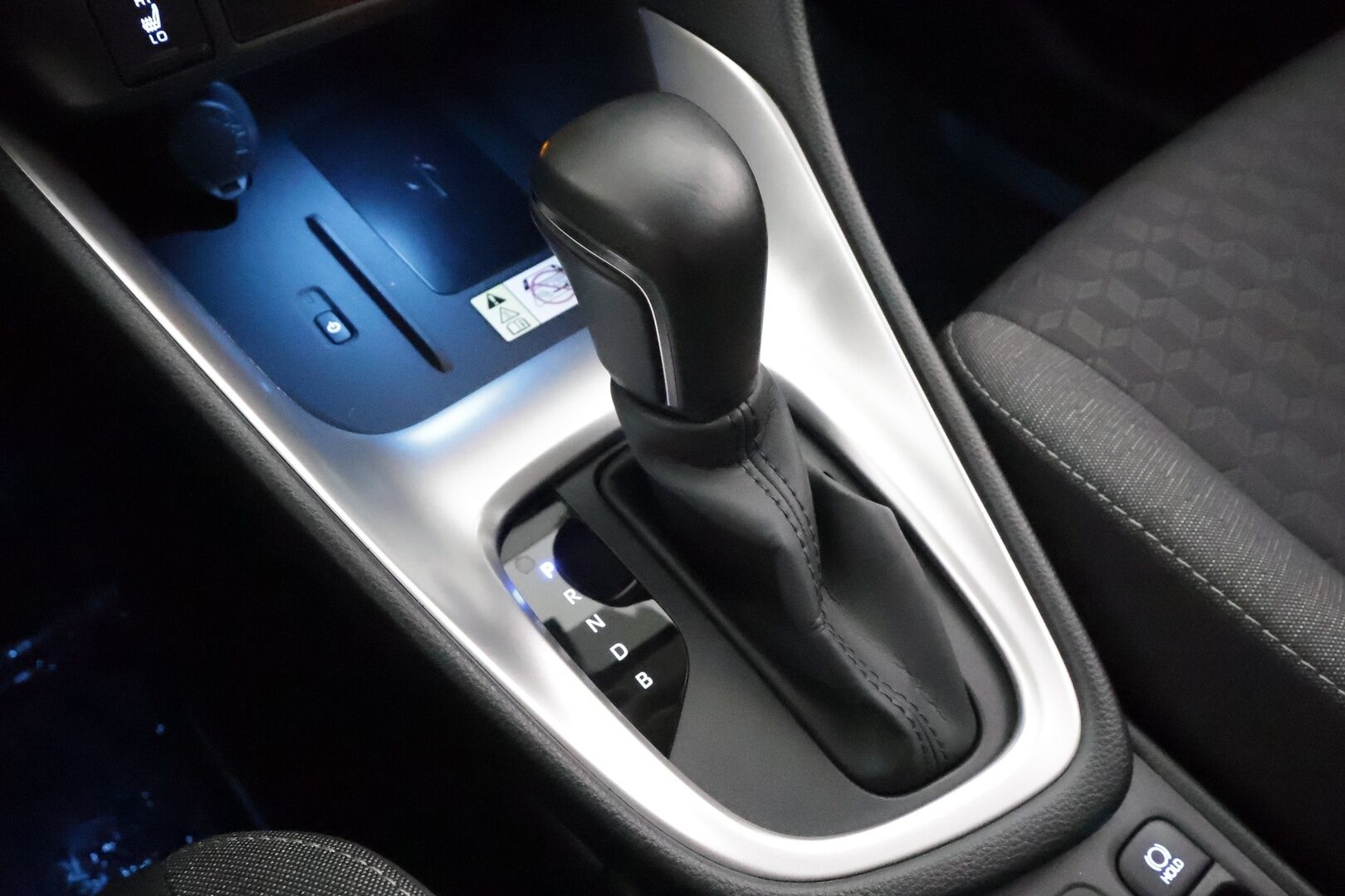 Toyota Yaris 2023 1,5 Hybrid Style - | ACC | LED | LTA | BSM | RCTA | P.kamera | Keyless | Lohko+sisälämmitin | Navi | Apple & Android | Lämm. ratti | Merkkihuollot |