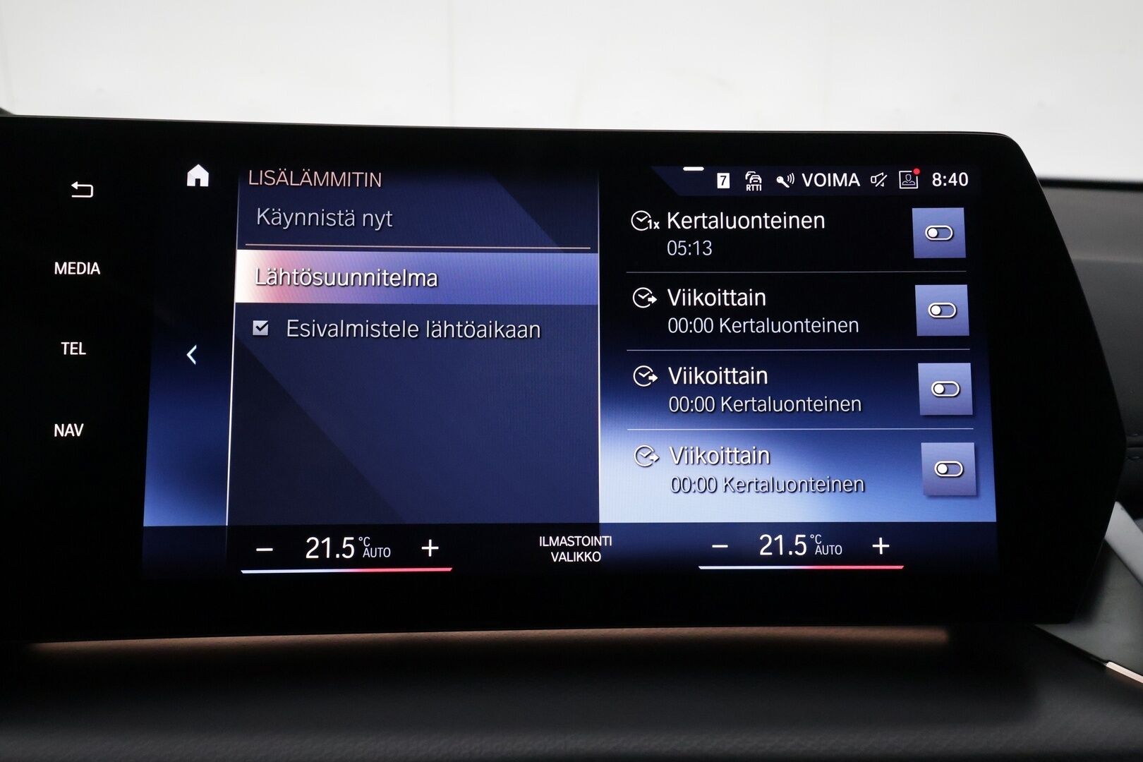 BMW iX1 2023 U11 30 xDrive Charged Plus M-Sport **HUD / H&K / Hierova Muistipenkki / 360 Kamera / Sporttipenkit / Koukku** - 3,99 % KORKOTARJOUS TÄHÄN AUTOON - Akku kuntotarkastettu 