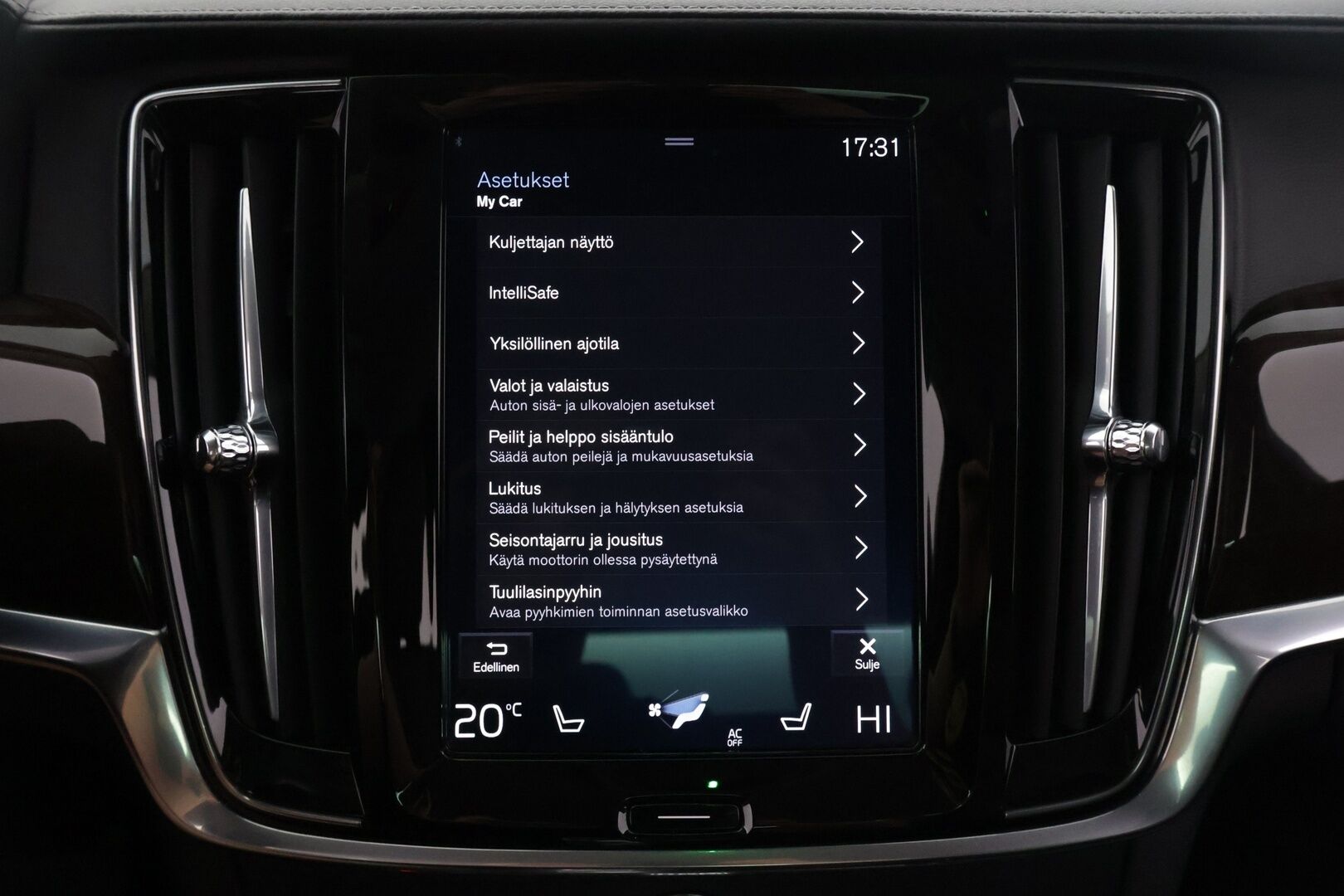 Volvo S90 2019 T8 AWD Inscription aut *Adapt. Vakkari / Webasto / Tutkat / CarPlay&Android Auto* - *Jakohihna vaihdettu 2024 / Juuri huollettu / 2x renkaat ja vanteet*