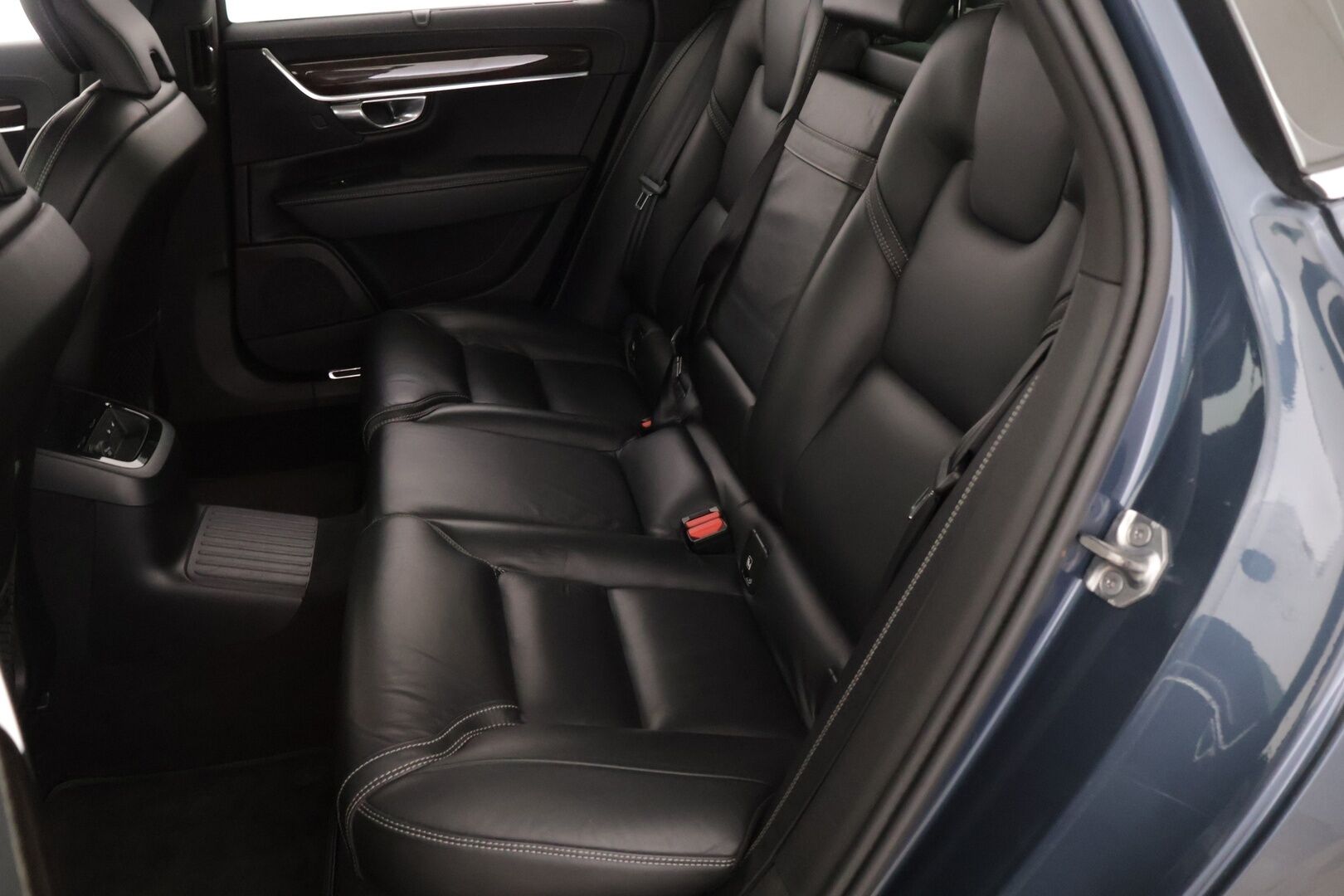 Volvo S90 2019 T8 AWD Inscription aut *Adapt. Vakkari / Webasto / Tutkat / CarPlay&Android Auto* - *Jakohihna vaihdettu 2024 / Juuri huollettu / 2x renkaat ja vanteet*