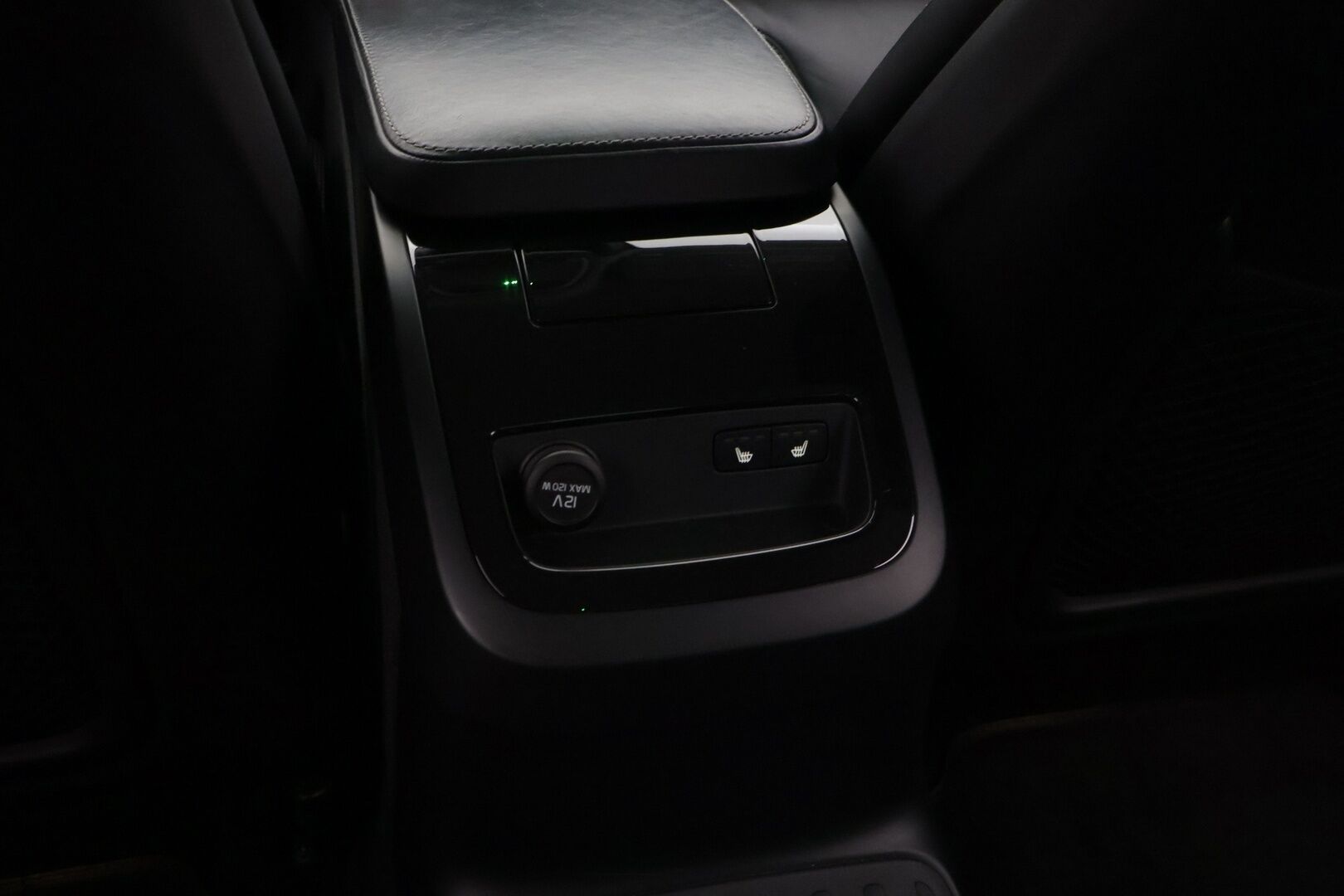 Volvo S90 2019 T8 AWD Inscription aut *Adapt. Vakkari / Webasto / Tutkat / CarPlay&Android Auto* - *Jakohihna vaihdettu 2024 / Juuri huollettu / 2x renkaat ja vanteet*
