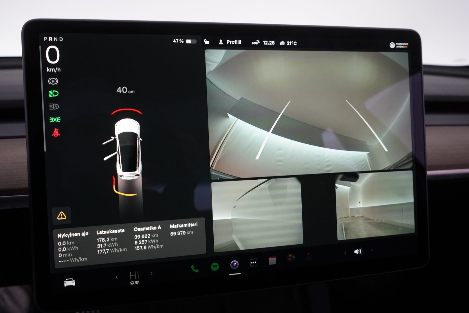 Tesla Model 3 2021 Long Range Dual Motor *ACC / ILP / Lasikatto / S.kontti / Kamera* - Seuraava katsastus 15.9.2027 / Kahdet premium renkaat alumiinivantein - HULLU BLACKWEEK KORKOTARJOUS 2,49%