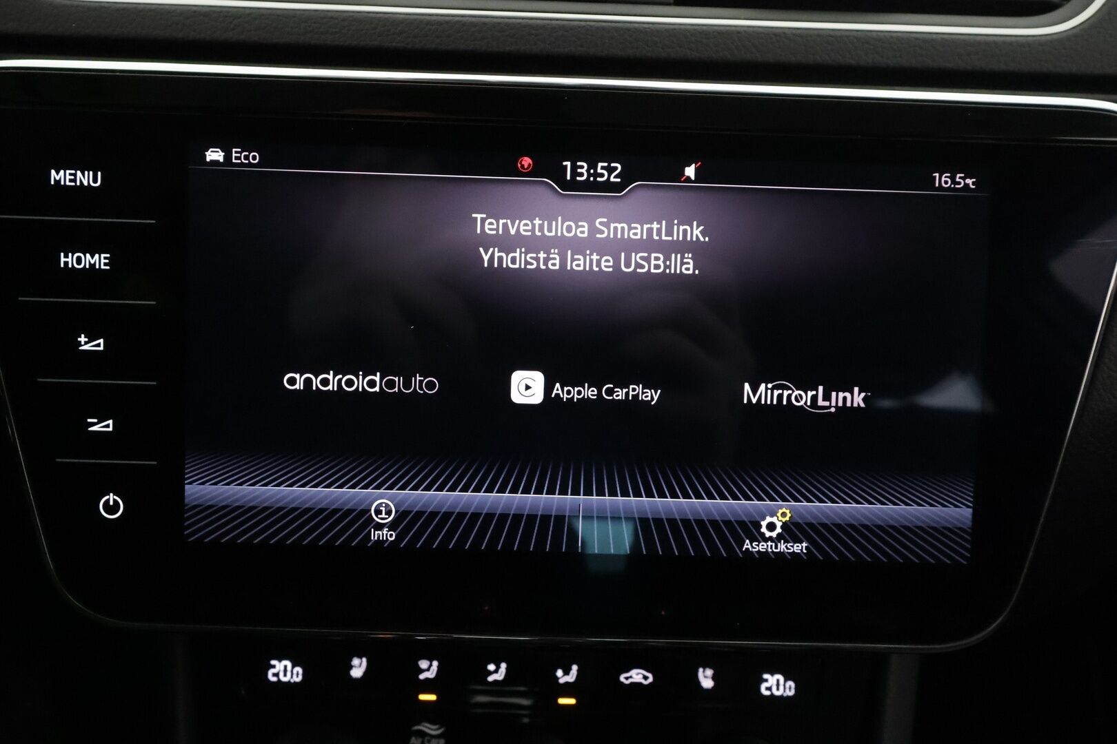 Skoda Superb 2018 Combi 2,0 TDI 190 4x4 L&K DSG Autom. - | ACC | Koukku | Webasto | Canton | Ilmastoidut muistinahat | P.kamera | Keyless | Lane Assist | BSM | Apple & Android | 2x renkaat aluin | 