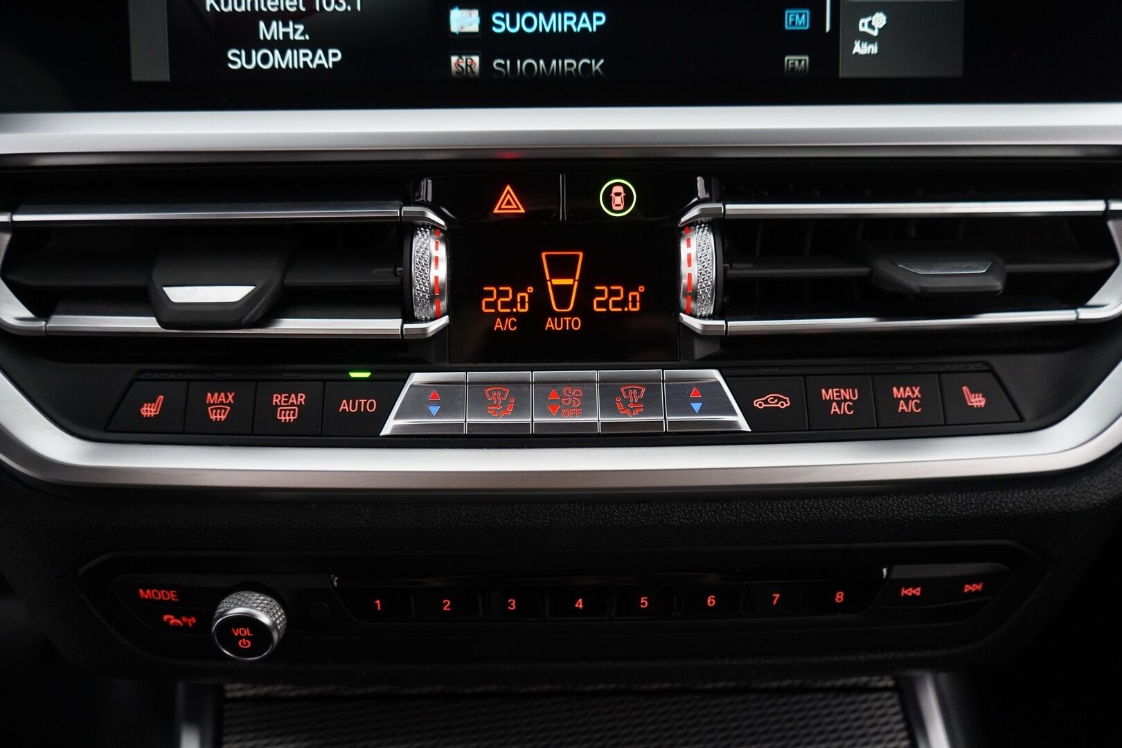 BMW 330 2020 F30 Sedan 330e A Business M Sport *Sport-penkit / Kamera / Nahkasisusta / Apple&Android / Ambient-Valaistus* - M-Sport / Juuri huollettu 