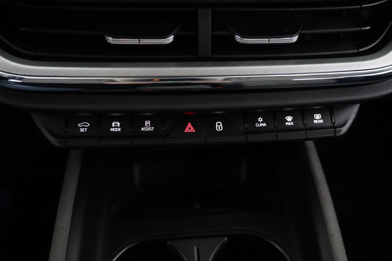 SKODA ENYAQ 2021 60 iV ** Vetokoukku / Navi / P-Kamera / Keyless ** - Huippu sähköauto / Edullinen perheauto / Hyvin pidetty!