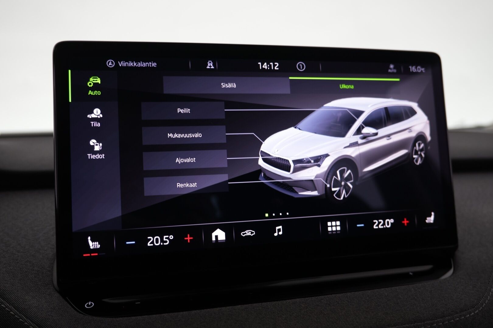 SKODA ENYAQ 2021 60 iV ** Vetokoukku / Navi / P-Kamera / Keyless ** - Huippu sähköauto / Edullinen perheauto / Hyvin pidetty!