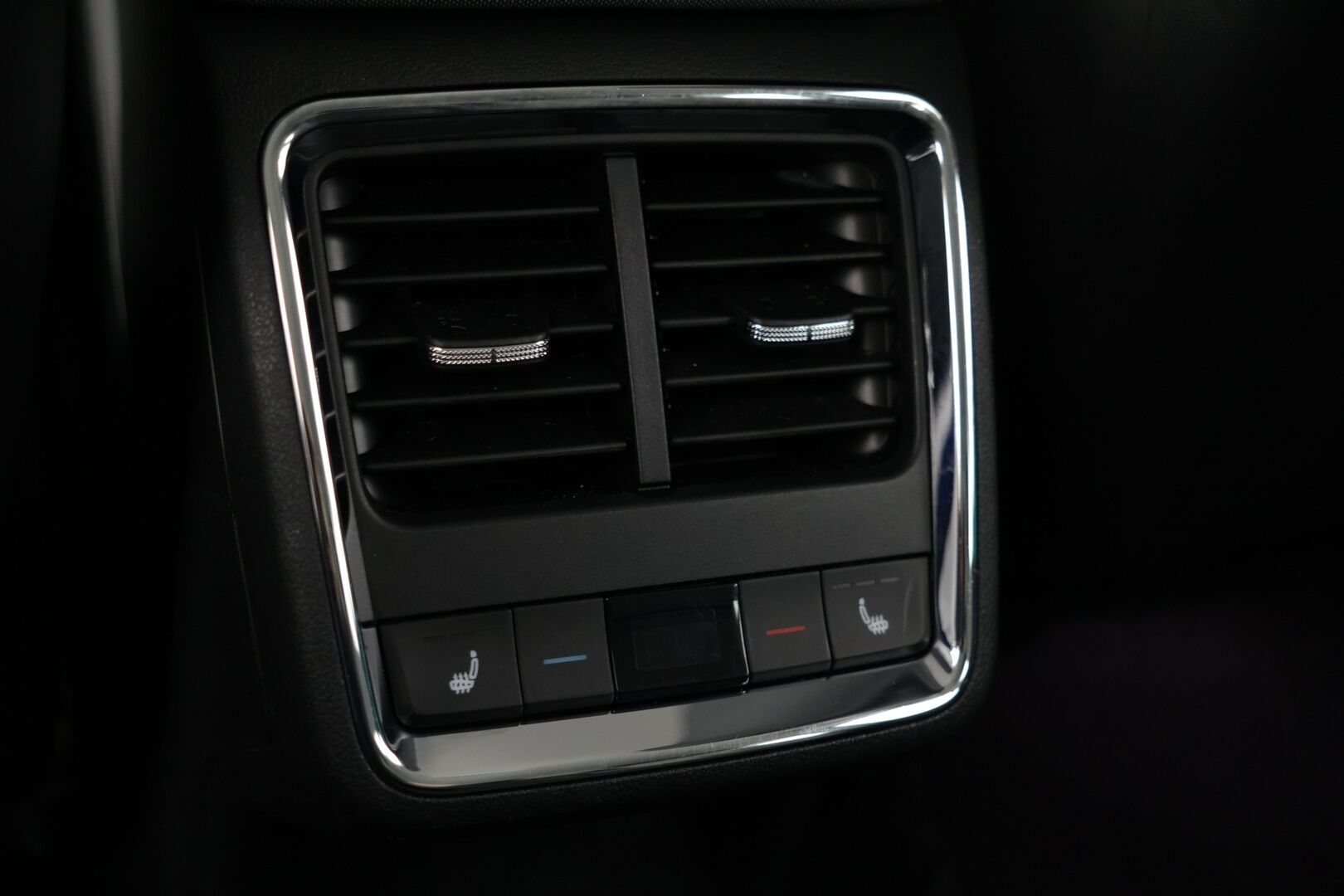 SKODA ENYAQ 2021 60 iV ** Vetokoukku / Navi / P-Kamera / Keyless ** - Huippu sähköauto / Edullinen perheauto / Hyvin pidetty!