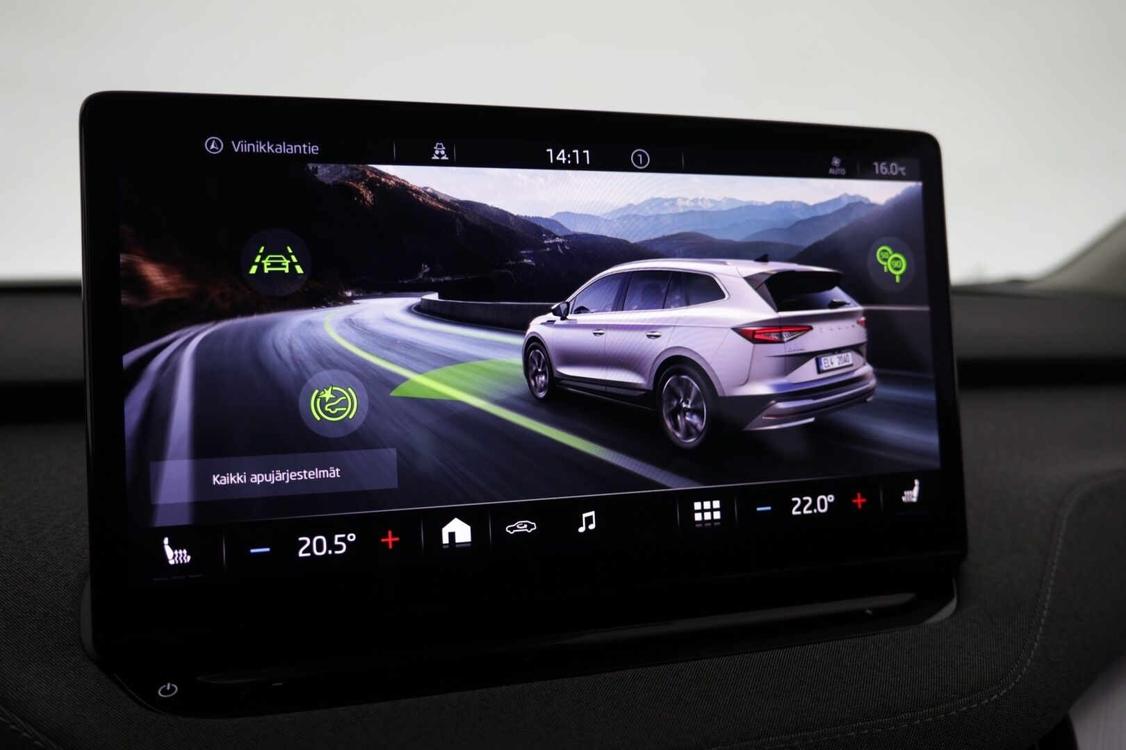 SKODA ENYAQ 2021 60 iV ** Vetokoukku / Navi / P-Kamera / Keyless ** - Huippu sähköauto / Edullinen perheauto / Hyvin pidetty!