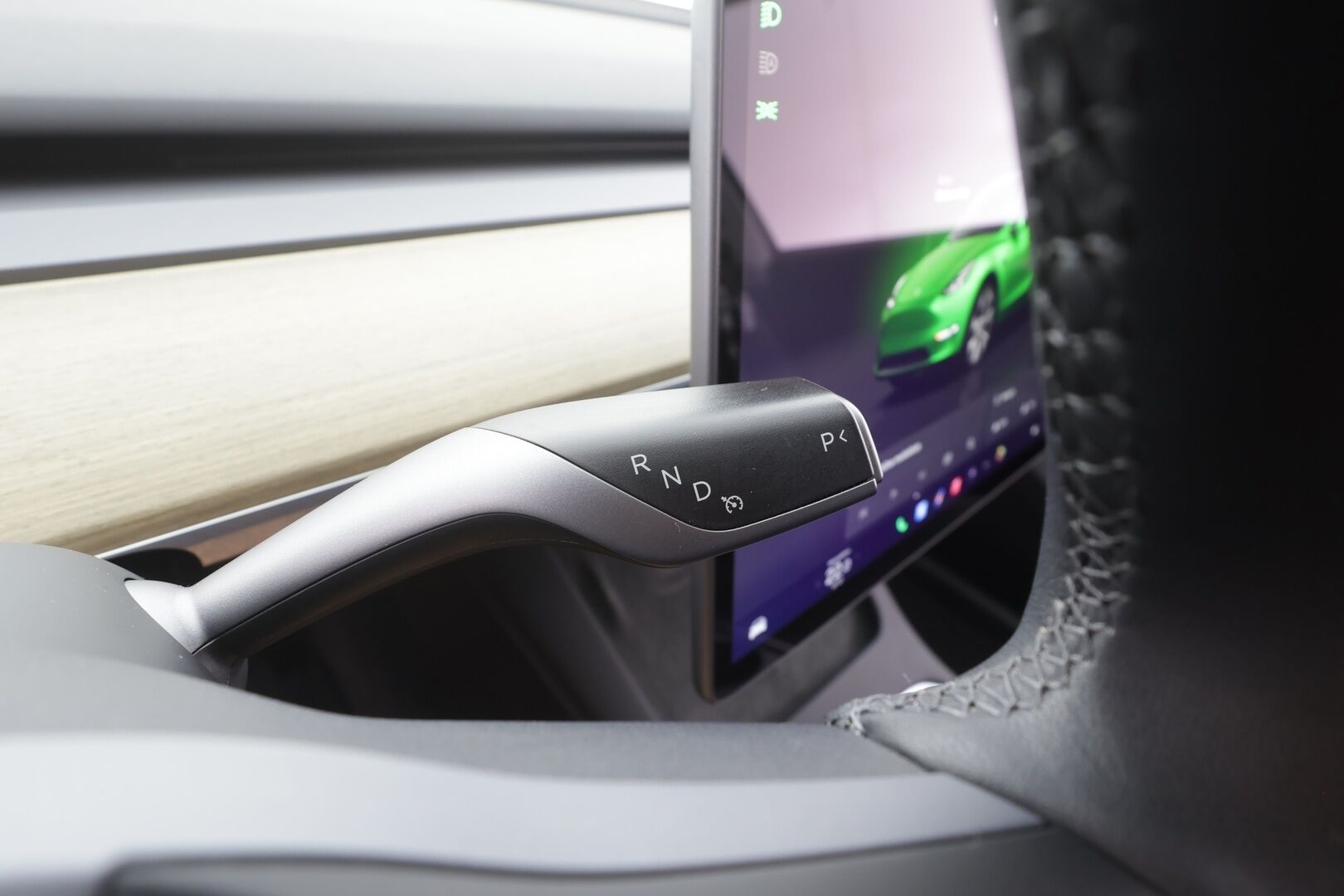 Tesla Model Y 2023 RWD - | ACC | ILP | Koukku | Ryzen | Matrix | Premium Audio | Lasikatto | Nahkasisusta | Muistipenkki | P.kamera | 2x renkaat aluin | 1-om suomiauto |