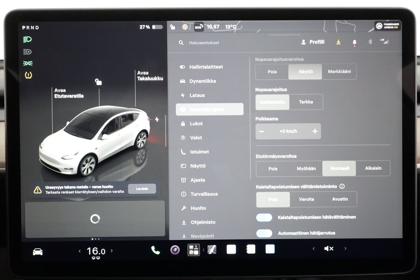 Tesla Model Y 2023 RWD - | ACC | ILP | Koukku | 1-om suomiauto | Lasikatto | Premium Audio | Matrix-LED | Sähkönahat | Muistipenkki | P.kamera | 2x renkaat aluin |