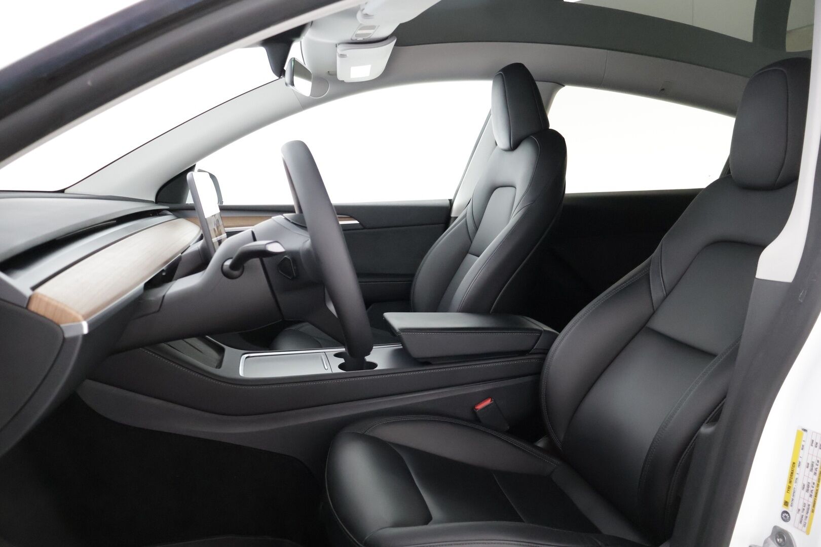 Tesla Model Y 2023 Long Range - 3,99 % KORKOTARJOUS TÄHÄN AUTOON 31.8. ASTI! - * Juuri tullut *
