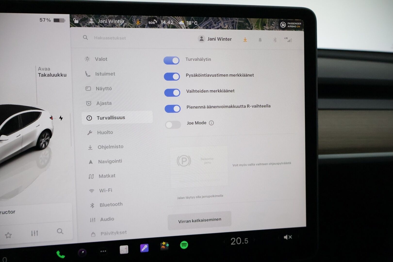 Tesla Model Y 2023 Long Range - 3,99 % KORKOTARJOUS TÄHÄN AUTOON 31.8. ASTI! - * Juuri tullut *