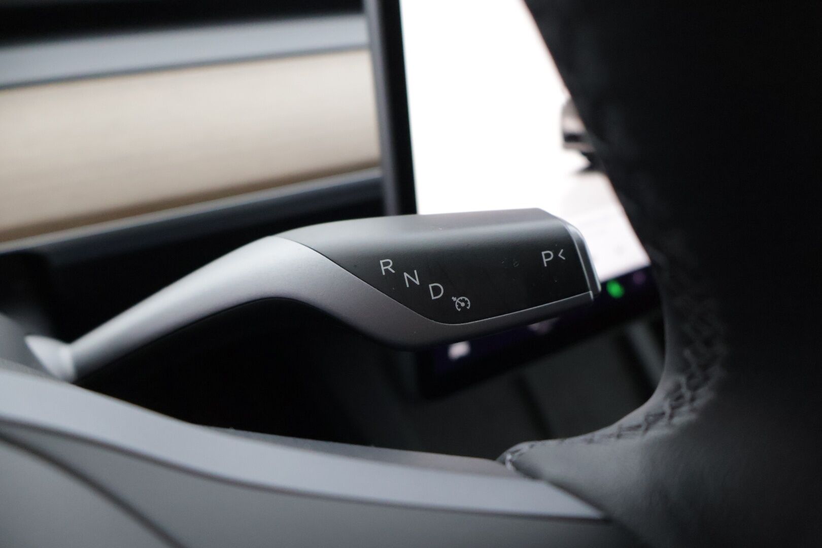 Tesla Model Y 2023 Long Range - 3,99 % KORKOTARJOUS TÄHÄN AUTOON 31.8. ASTI! - * Juuri tullut *