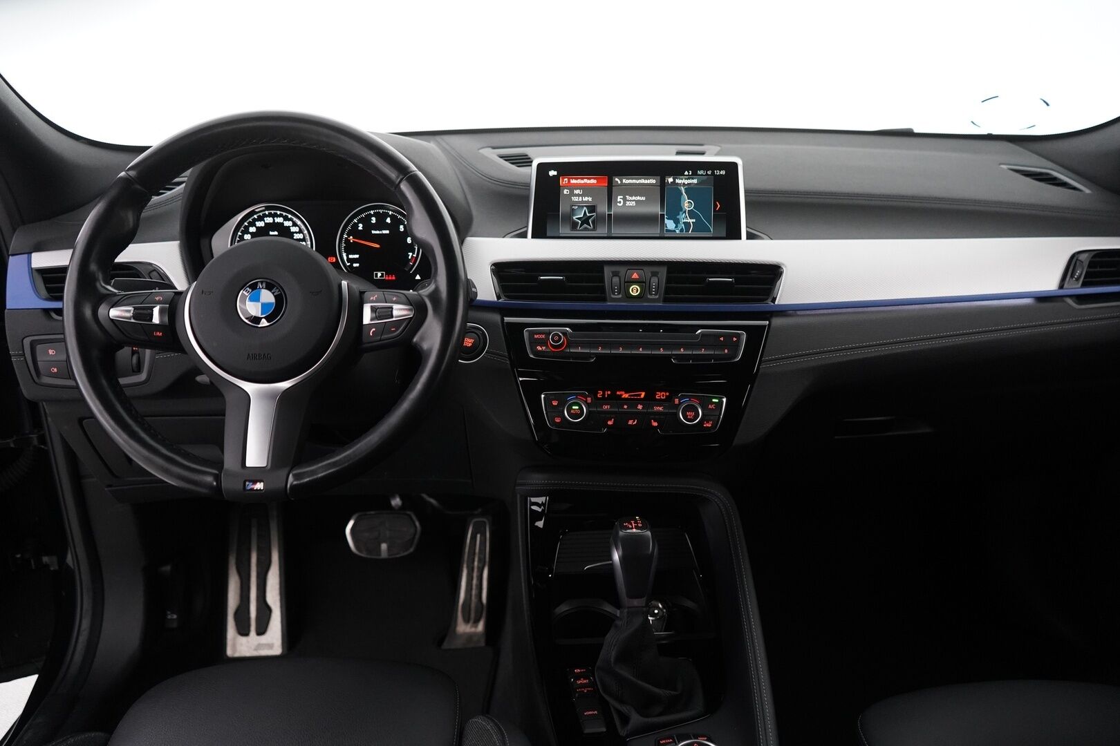 BMW X2 2021 F39 xDrive 25e A Charged Edition M sport - 3,99 % KORKOTARJOUS TÄHÄN AUTOON - Vakkari / Navi / Sähköinen takaluukku / LED-ajovalot / Tutka