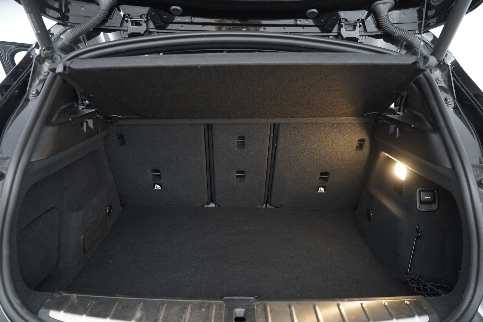 BMW X2 2021 F39 xDrive 25e A Charged Edition M sport *Vakkari / Navi / Sähköinen takaluukku / LED-ajovalot / Tutka* - M-Sport / BMW:llä huollettu / Kahdet renkaat aluvanteilla 
