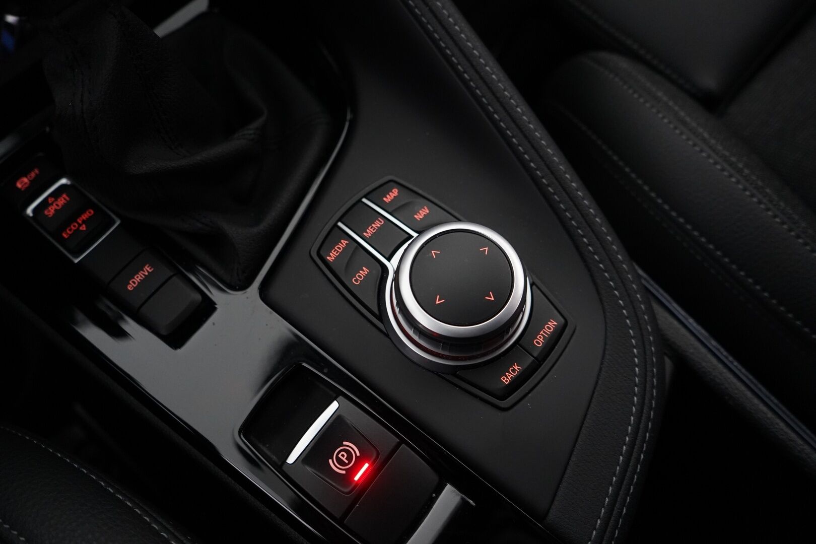 BMW X2 2021 F39 xDrive 25e A Charged Edition M sport - 3,99 % KORKOTARJOUS TÄHÄN AUTOON - Vakkari / Navi / Sähköinen takaluukku / LED-ajovalot / Tutka