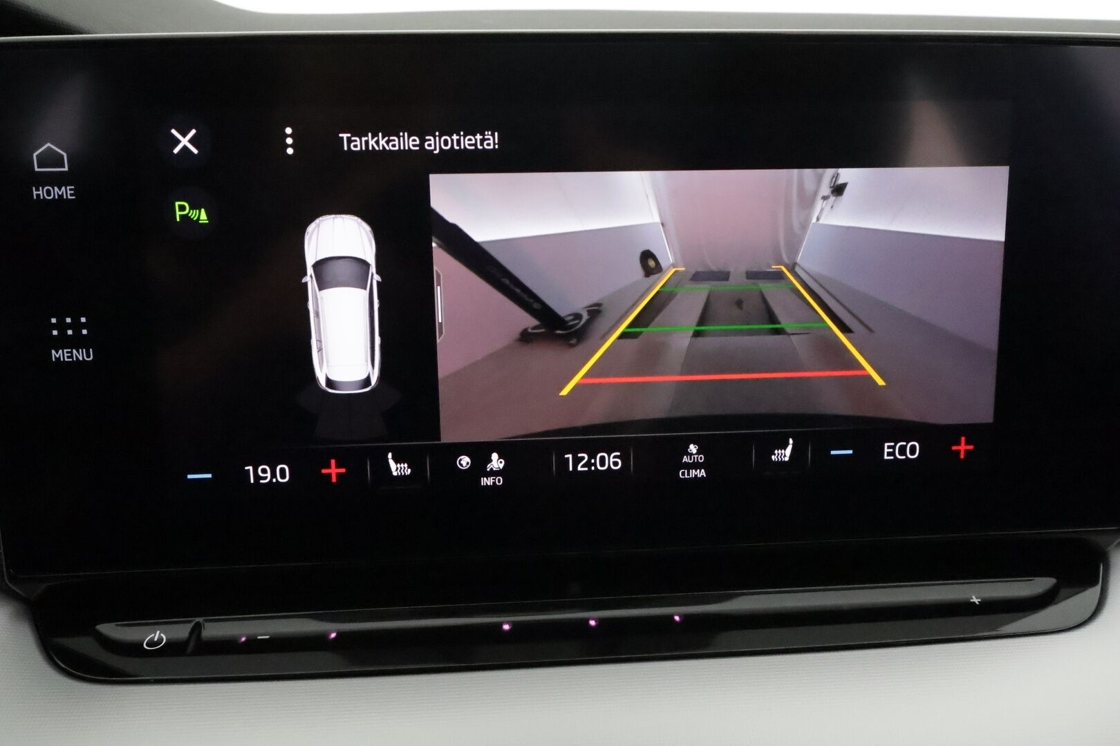 Skoda Octavia 2021 Combi 1,4 TSI PHEV Style iV DSG *Webasto / Panorama / ACC / Matrix-LED / Kamera / Muistipenkit / Navi* - Kahdet renkaat Skodan vanteilla / SUPER VARUSTEET!