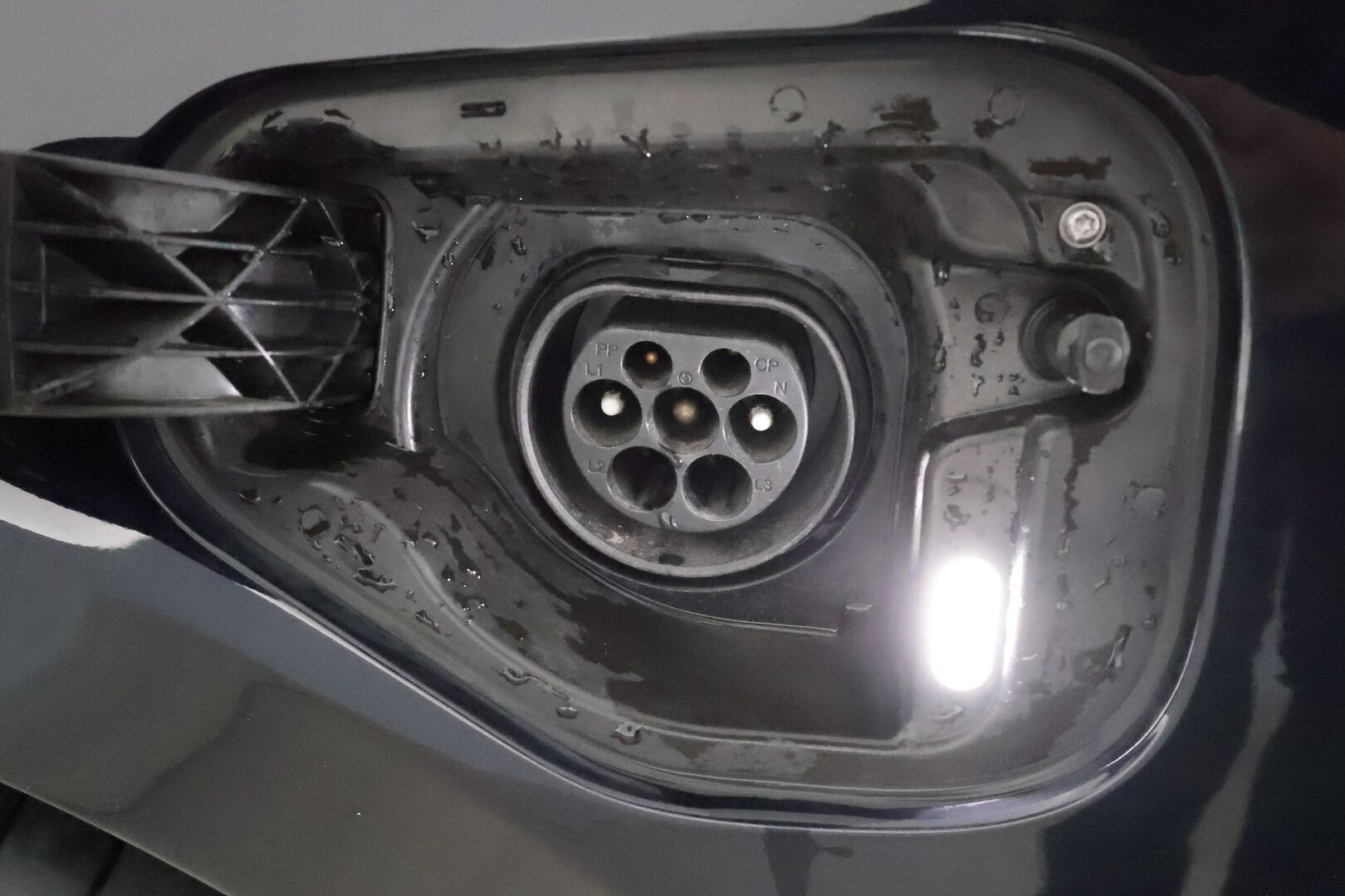 Skoda Octavia 2021 Combi 1,4 TSI PHEV Style iV DSG *Webasto / Panorama / ACC / Matrix-LED / Kamera / Muistipenkit / Navi* - Kahdet renkaat Skodan vanteilla / SUPER VARUSTEET!