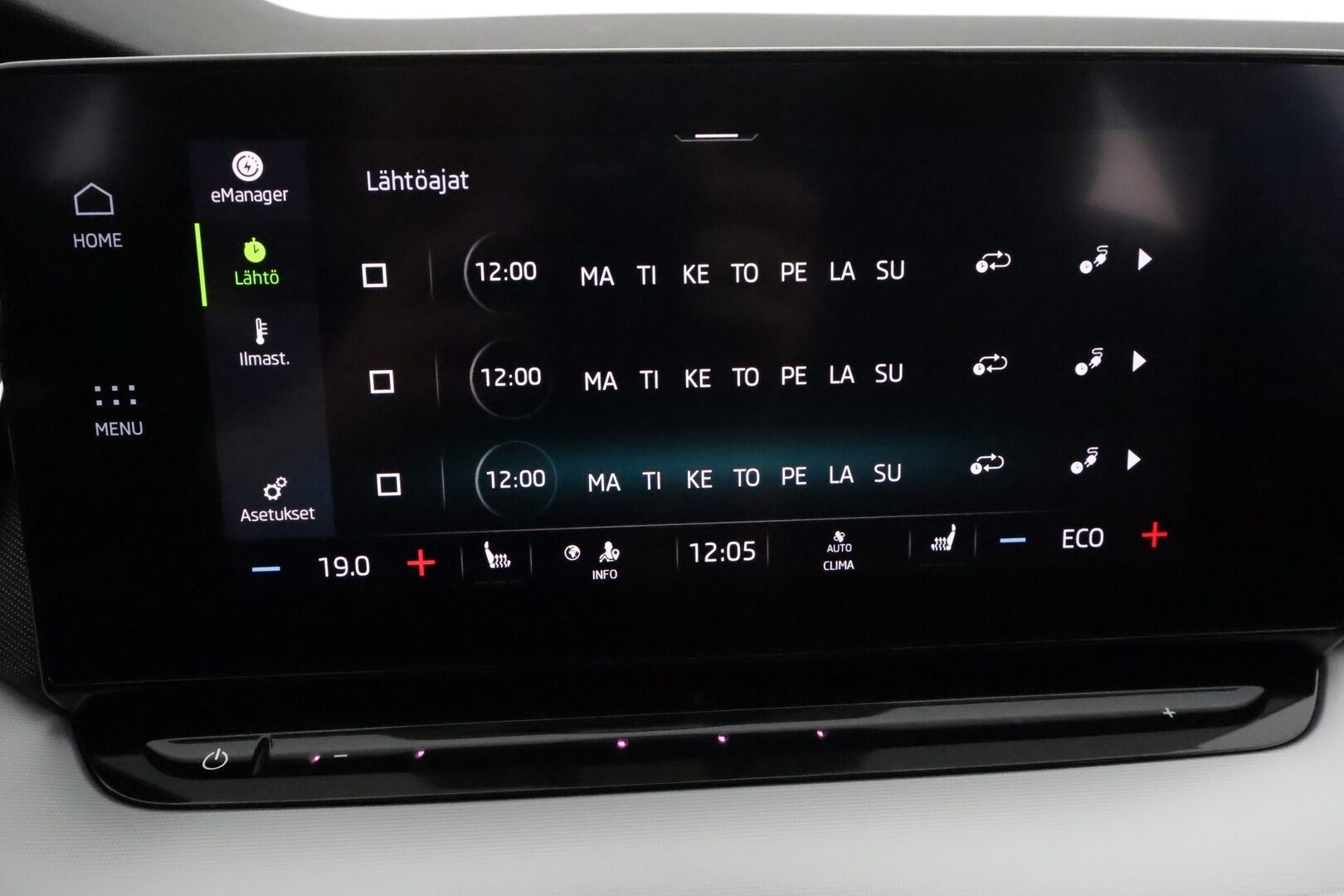 Skoda Octavia 2021 Combi 1,4 TSI PHEV Style iV DSG *Webasto / Panorama / ACC / Matrix-LED / Kamera / Muistipenkit / Navi* - Kahdet renkaat Skodan vanteilla / SUPER VARUSTEET!