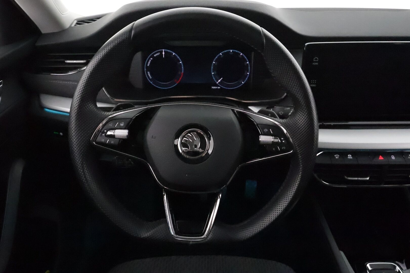Skoda Octavia 2021 Combi 1,4 TSI PHEV Style iV DSG *Webasto / Panorama / ACC / Matrix-LED / Kamera / Muistipenkit / Navi* - Kahdet renkaat Skodan vanteilla / SUPER VARUSTEET!