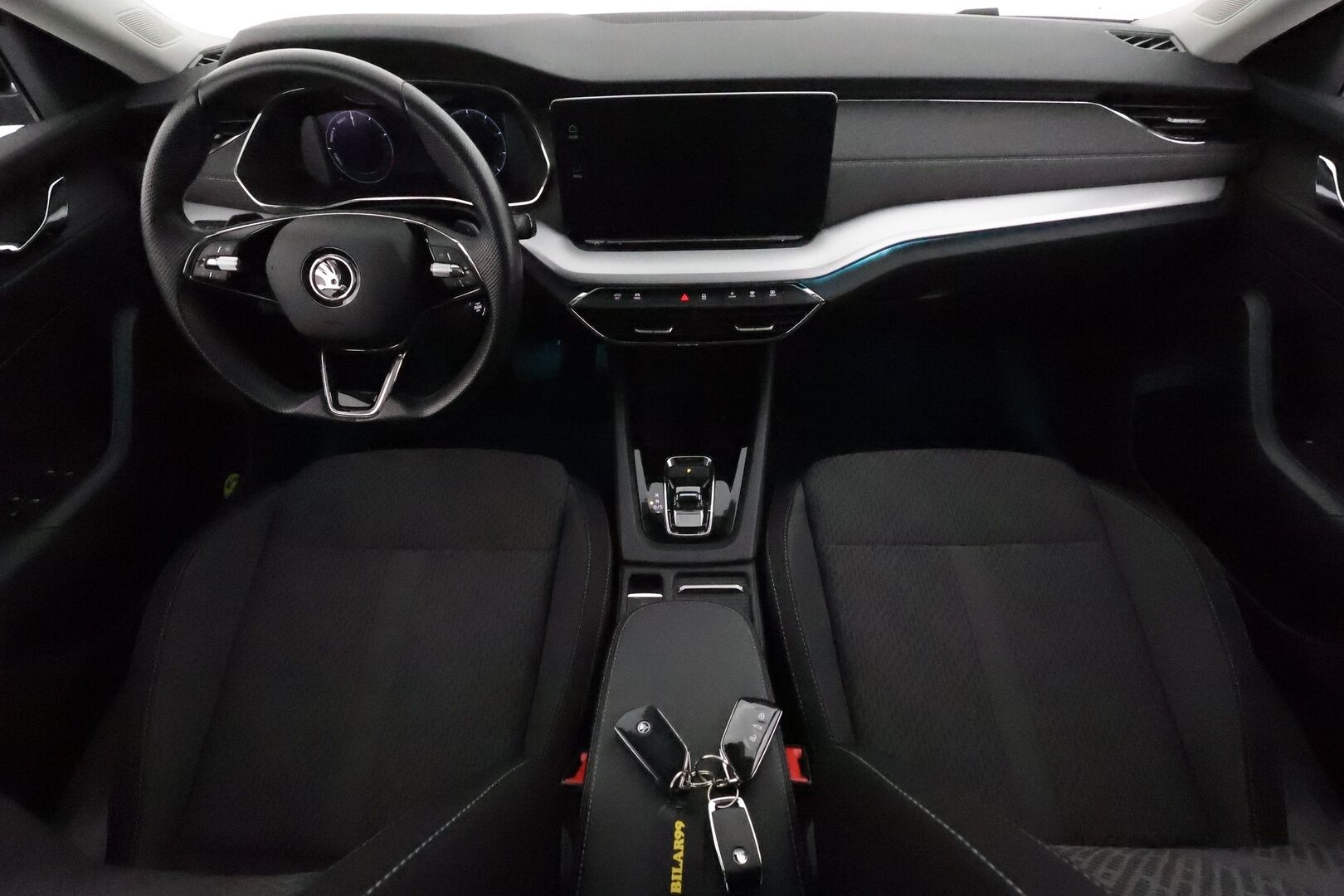 Skoda Octavia 2021 Combi 1,4 TSI PHEV Style iV DSG *Webasto / Panorama / ACC / Matrix-LED / Kamera / Muistipenkit / Navi* - Kahdet renkaat Skodan vanteilla / SUPER VARUSTEET!