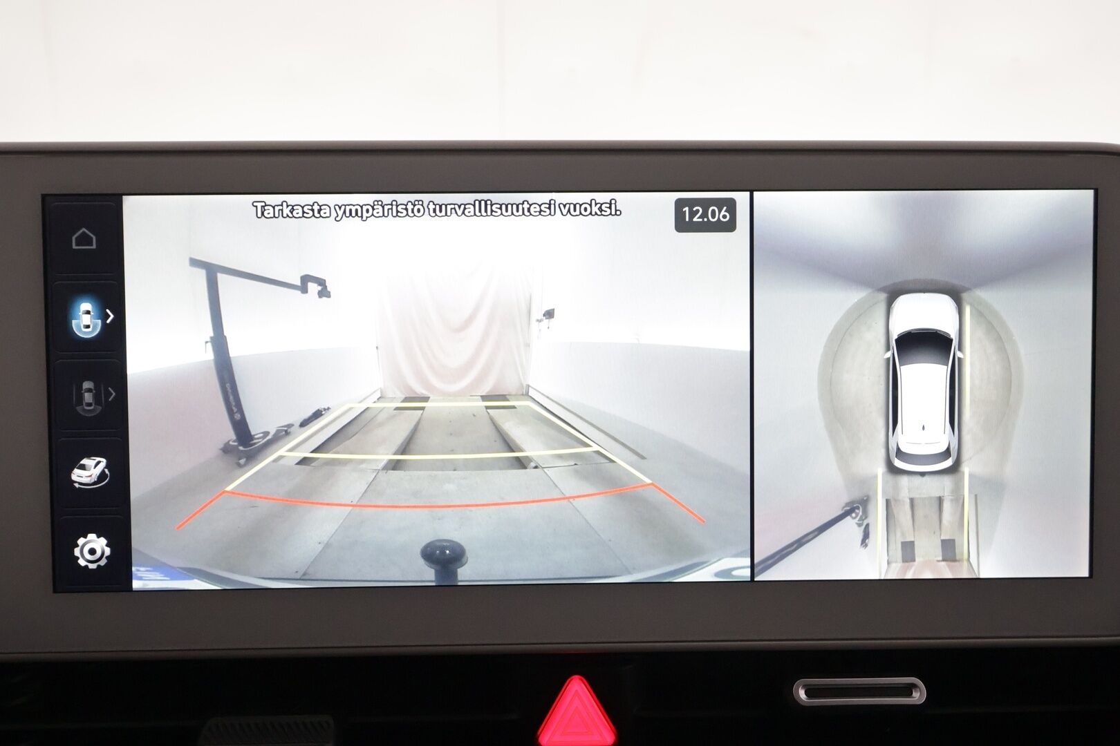 Hyundai IONIQ 5 2022 73 kWh 305 hv AWD Premium * ACC / HUD / ILP / Relax-istuimet / Koukku / Bose / 360° / Ilmastoidut nahat / Solar Roof * - Akku kuntotarkastettu / Kahdet renkaat aluvanteilla / Merkkihuollettu / Huippuvarusteet