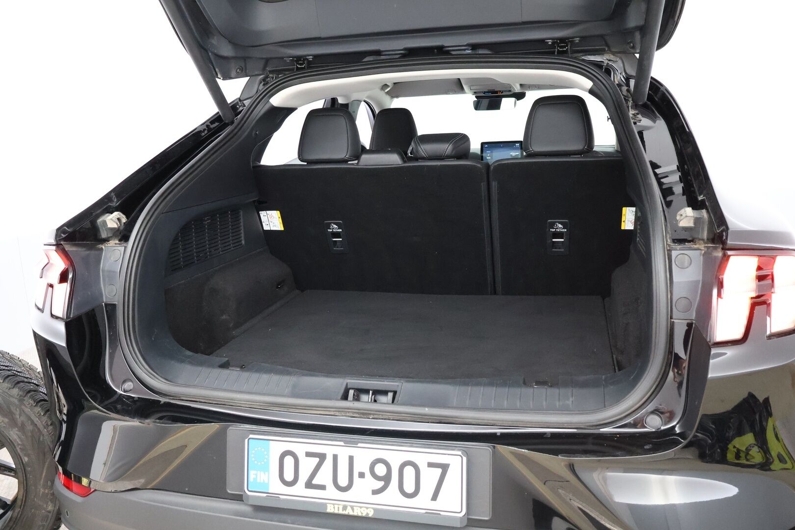 Ford Mustang 2021 75kWh 269hv A1 RWD 5-ovinen - Adapt.Vakkari / Bang & Olufsen / Nahkasisusta / 360-Kamera / BLIS / 2x Renkaat aluvantein / Juuri tullut Tampereelle!