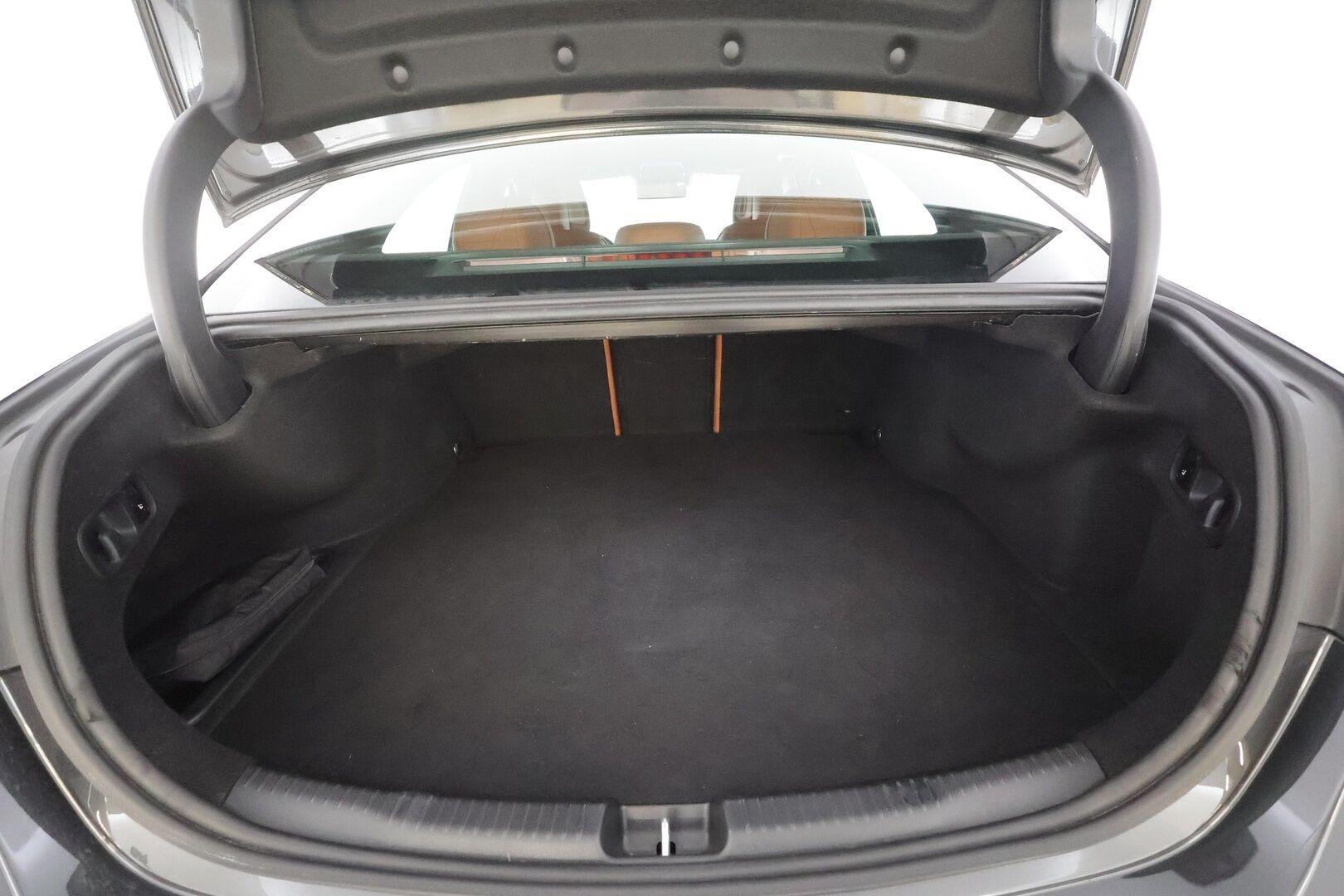 Mercedes-Benz C 2023 300 e A Business - | Distronic+ | P.kamera | Ruskeat nahat sähköillä | Panorama | P.Kamera | Keyless | Apple&Android | 1.Om Suomi-auto | Kahdet Renkaat 