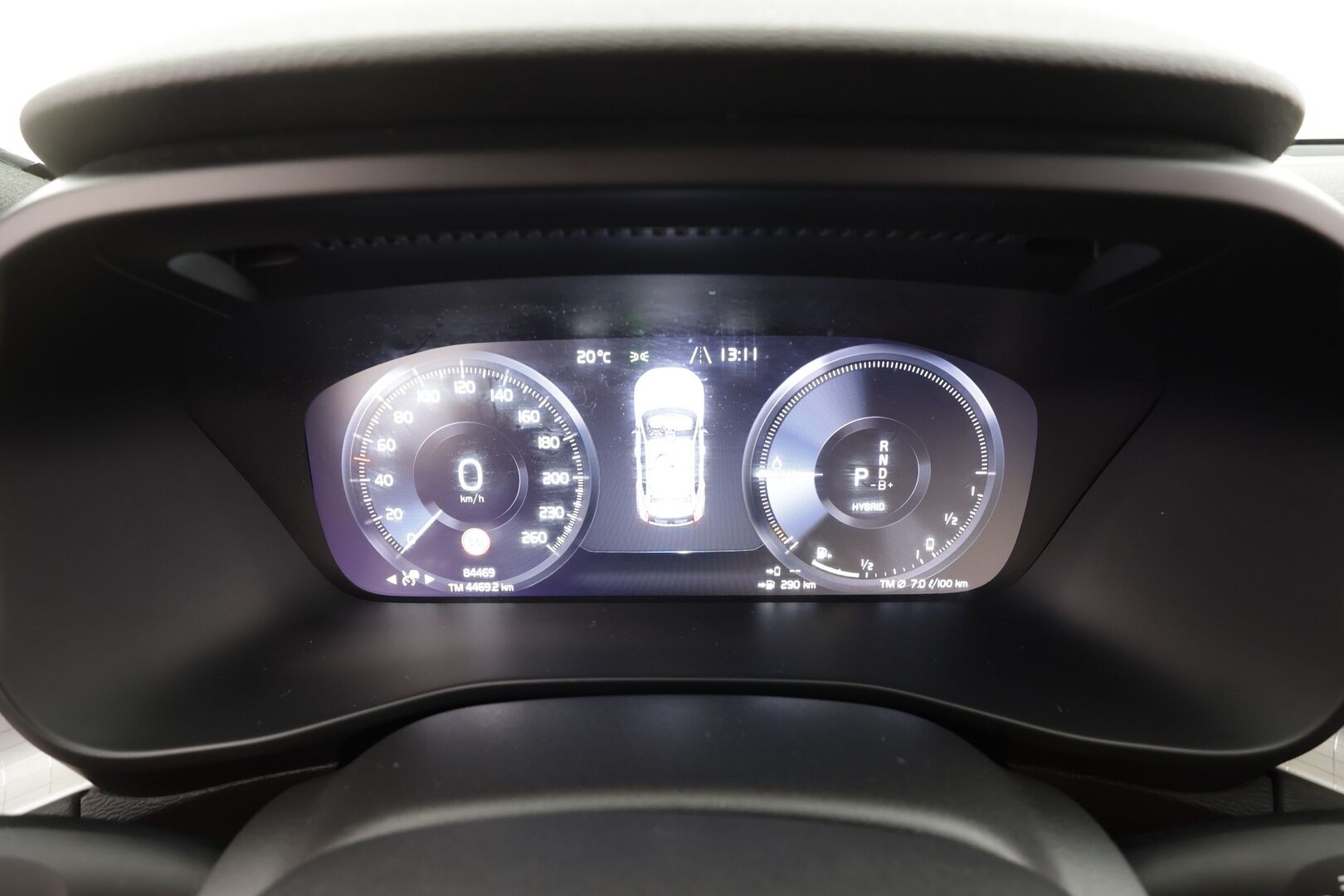 Volvo XC40 2024 T4 TwE Plus Dark aut - | ACC | Muistipenkki | Sporttipenkit sähköllä | P.kamera | PIlot Assist | Keyless | Lämm. tuulilasi | Apple & Android | 1-om suomiauto | Merkkihuollot |