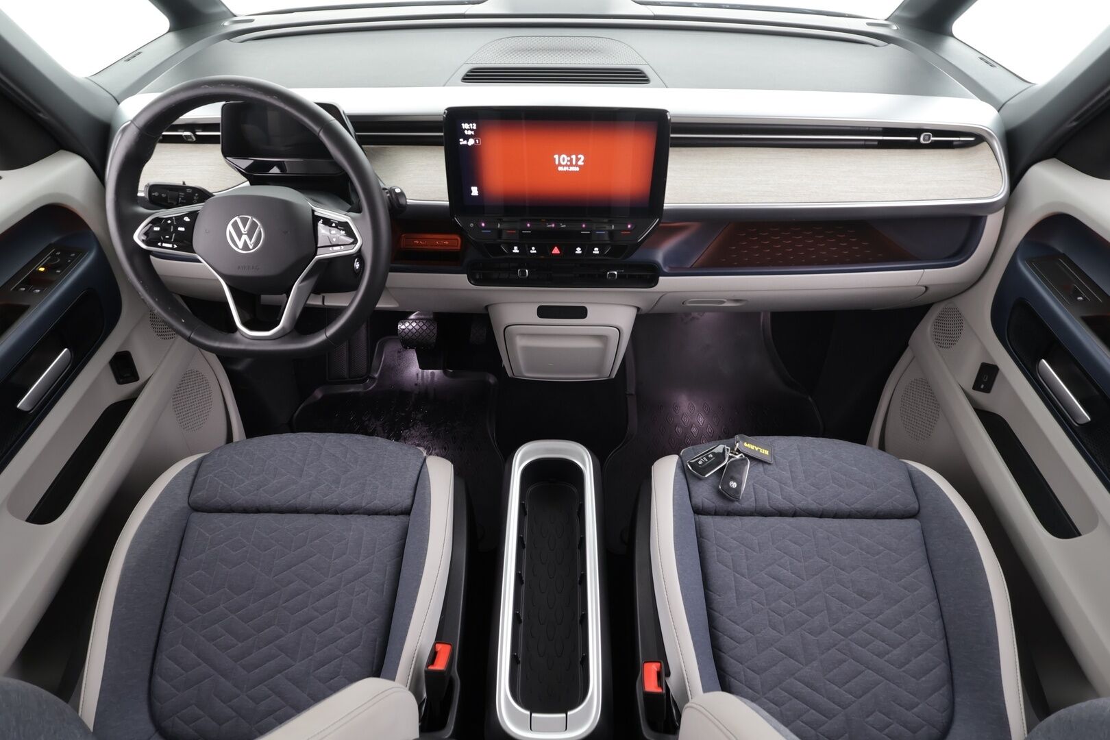 Volkswagen ID. Buzz 2023 150kW PRO Edition 77 kWh * ACC / LED / 360 / Hierovat Muistipenkit / Keyless / Navi * - Akku kuntotarkastettu / Suomi-auto / 2x vanteet / Koti & Kauppalaturi - HULLUT AVAJAISHULINAT KORKOTARJOUS 3,29 %