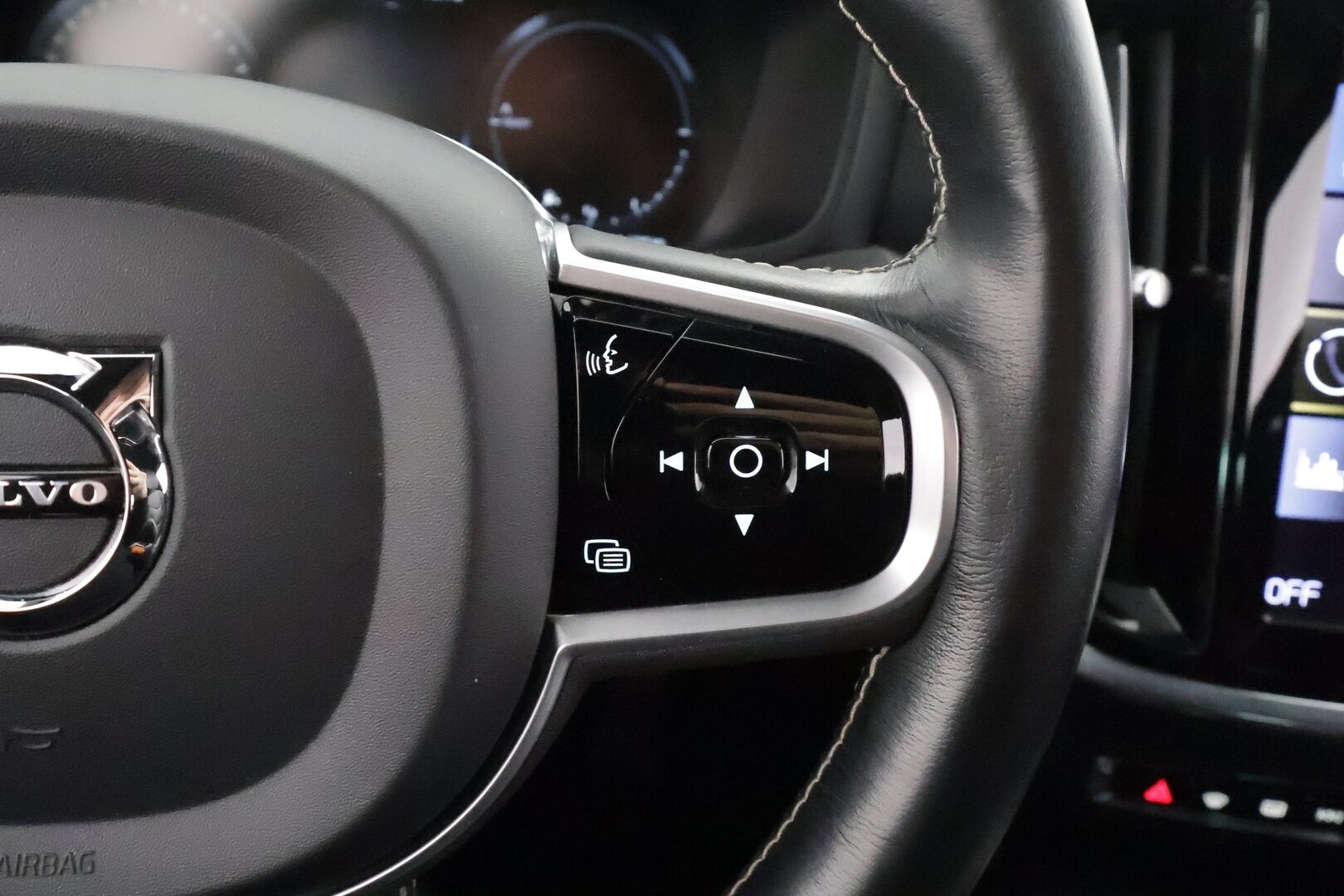 Volvo S60 2021 T8 TwE AWD Business R-Design aut - | ACC | Webasto | Koukku | Muistipenkit | Full-LED | P.Kamera | Ilmastoidut Sporttinahat | Keyless | Apple&Android | Kahdet Renkaat |