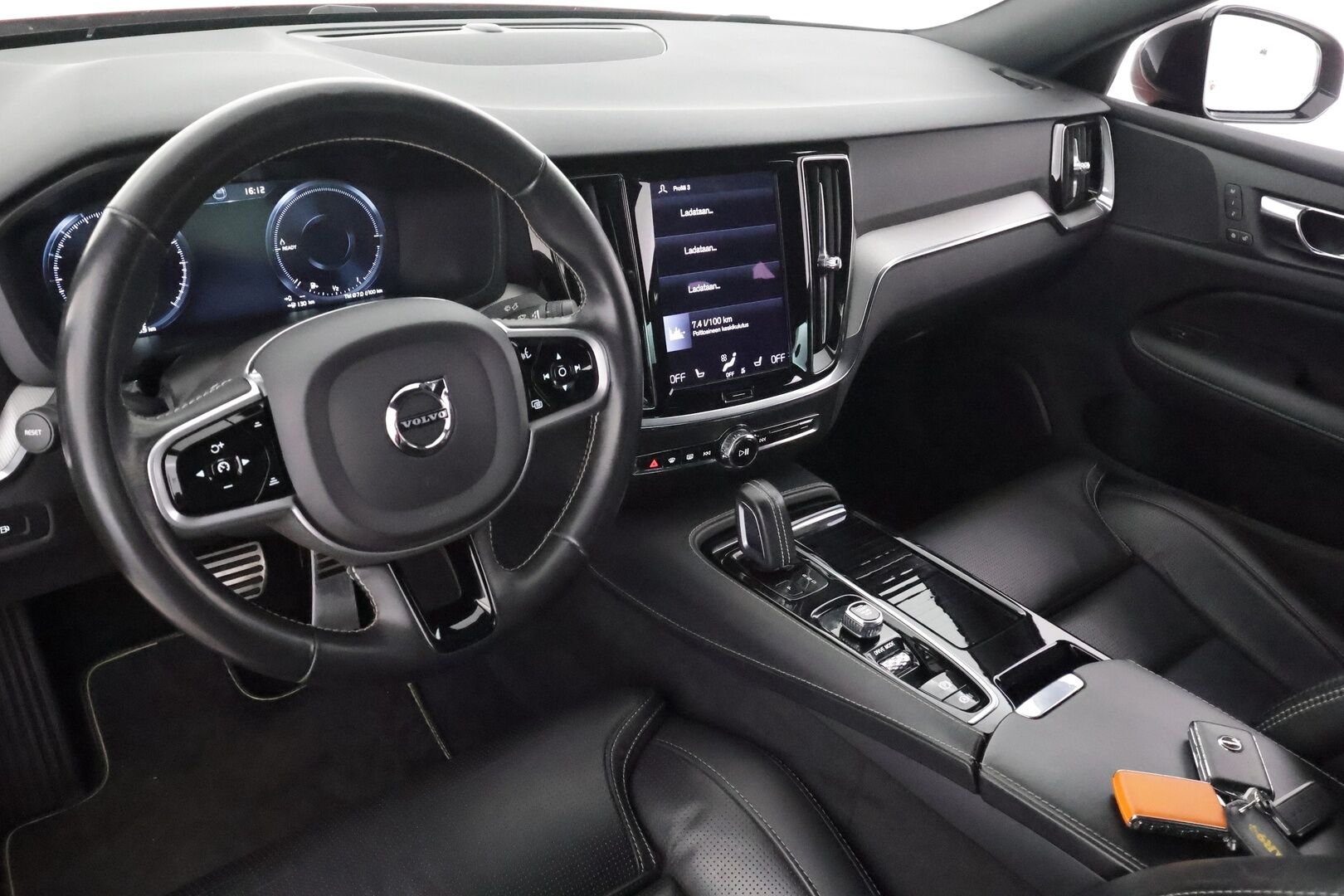 Volvo S60 2021 T8 TwE AWD Business R-Design aut - | ACC | Webasto | Koukku | Muistipenkit | Full-LED | P.Kamera | Ilmastoidut Sporttinahat | Keyless | Apple&Android | Kahdet Renkaat |