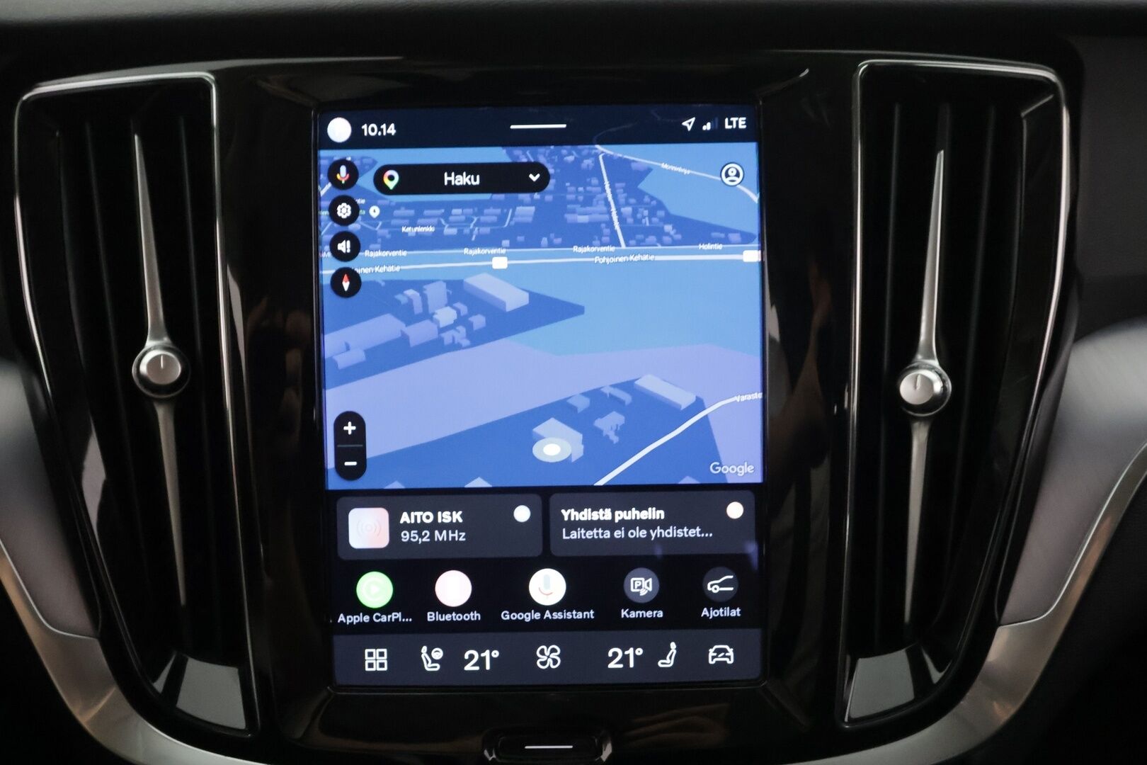 Volvo V60 2024 T6 AWD Long Range Core aut - | Koukku | ACC | LED | P.Tutka | Navi | Kaistavahti | Keyless | Digimittaristo | Facelift | 2x Latauskaapelit | 1-om Suomi-auto | Kahdet renkaat | Merkkihuollot |  