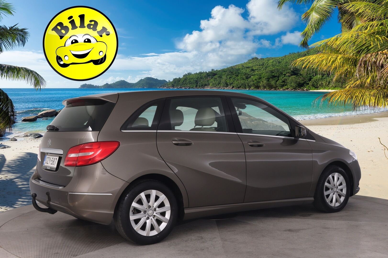 Mercedes-Benz B 2013 180 CDI A Business - Vakionopeudensäädin | Koukku | Lohkolämmitin + sisä | Nahkasisusta | 2x Renkaat & Vanteet | Musta Sisäkattoverhoilu | P-tutka | 