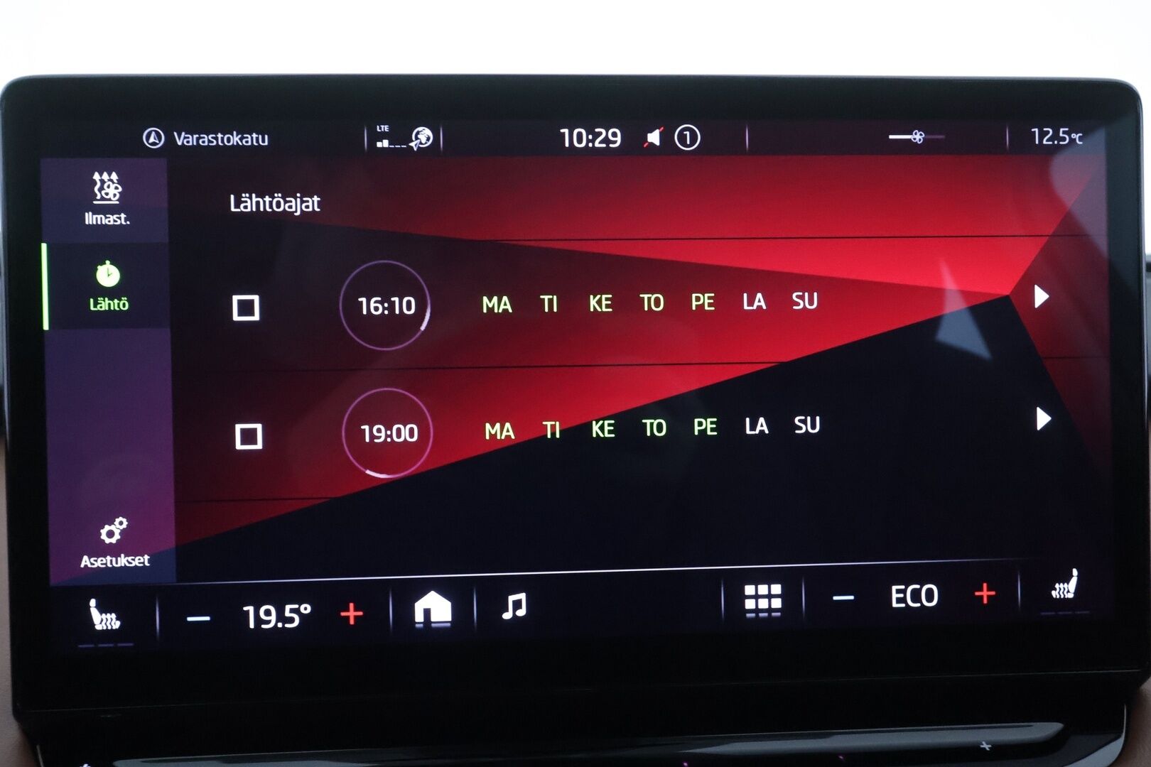 Skoda Enyaq 2023 Coupe 80x 4x4 Style iV - | ACC | ILP | Koukku | Skoda crystal Matrix-LED | Lasikatto | HUD | Canton | Muistipenkit | 360-Kamera | Nahat | Keyless | Suomi-auto | Kahdet Renkaat |