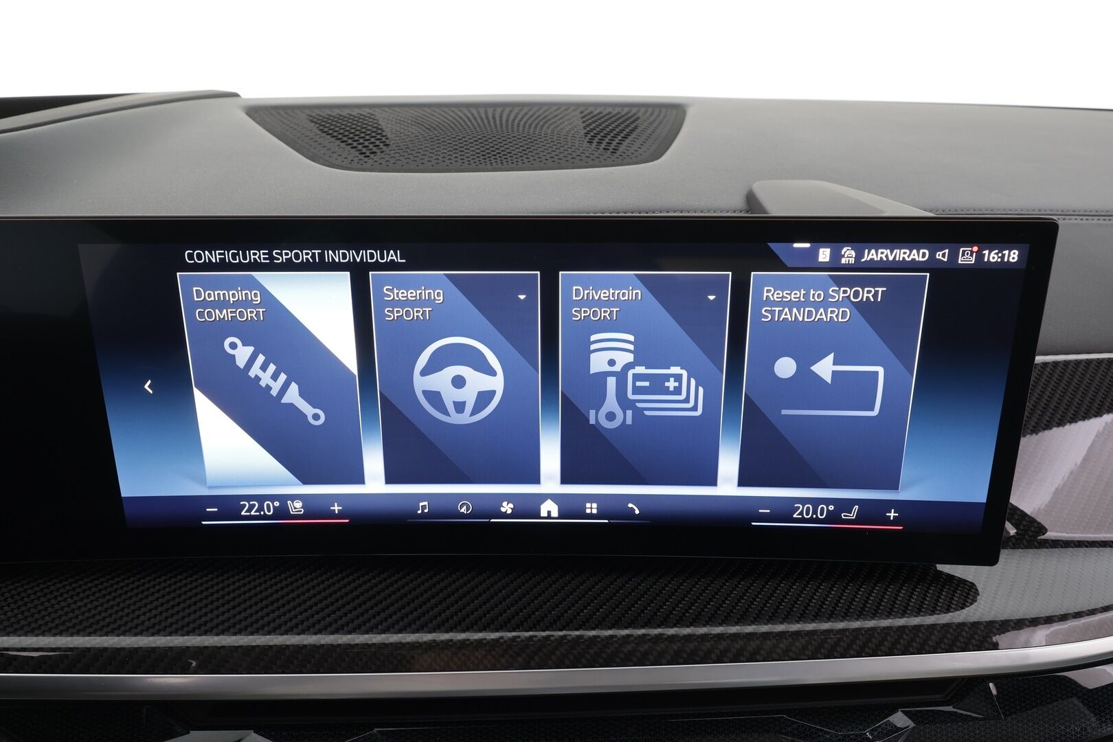 BMW X5 2024 G05 xDrive50e A Charged Edition M Sport * HUD / Panorama / H&K / Koukku / Ilma-alusta / Adapt.LED / 360° / Muistipenkki * - Comfort Access / Facelift / Vakkari / Suomi-auto / Kahdet renkaat aluvanteilla / Huippuvarusteet - HULLUT AVAJAISHULINAT KORKOTARJOUS 3,29 %