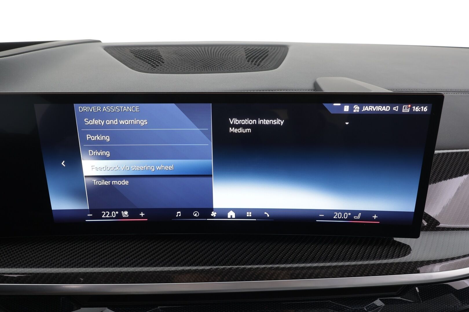 BMW X5 2024 G05 xDrive50e A Charged Edition M Sport * HUD / Panorama / H&K / Koukku / Ilma-alusta / Adapt.LED / 360° / Muistipenkki * - Comfort Access / Facelift / Vakkari / Suomi-auto / Kahdet renkaat aluvanteilla / Huippuvarusteet - HULLUT AVAJAISHULINAT KORKOTARJOUS 3,29 %