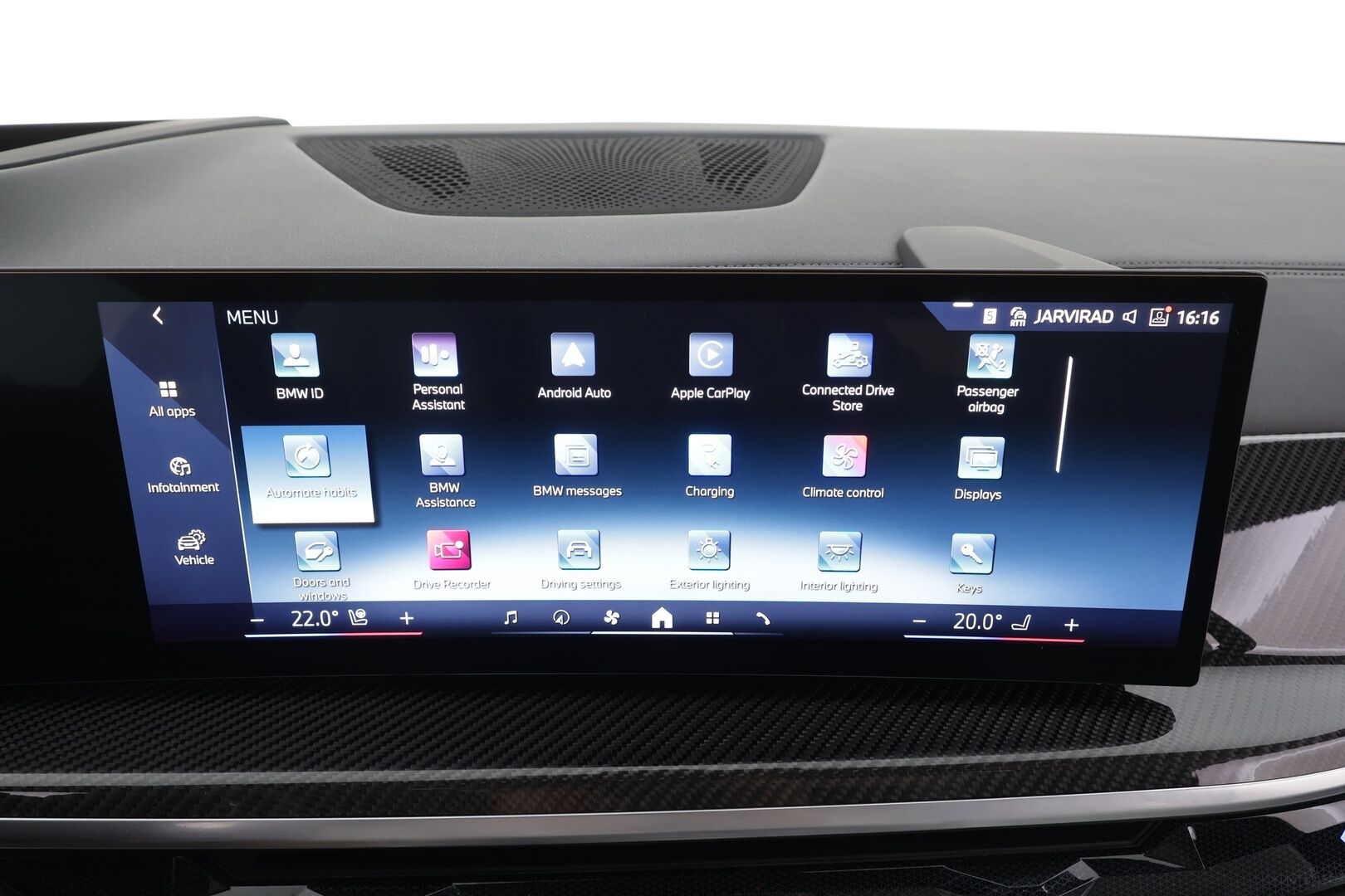 BMW X5 2024 G05 xDrive50e A Charged Edition M Sport * HUD / Panorama / H&K / Koukku / Ilma-alusta / Adapt.LED / 360° / Muistipenkki * - Comfort Access / Facelift / Vakkari / Suomi-auto / Kahdet renkaat aluvanteilla / Huippuvarusteet - HULLUT AVAJAISHULINAT KORKOTARJOUS 3,29 %